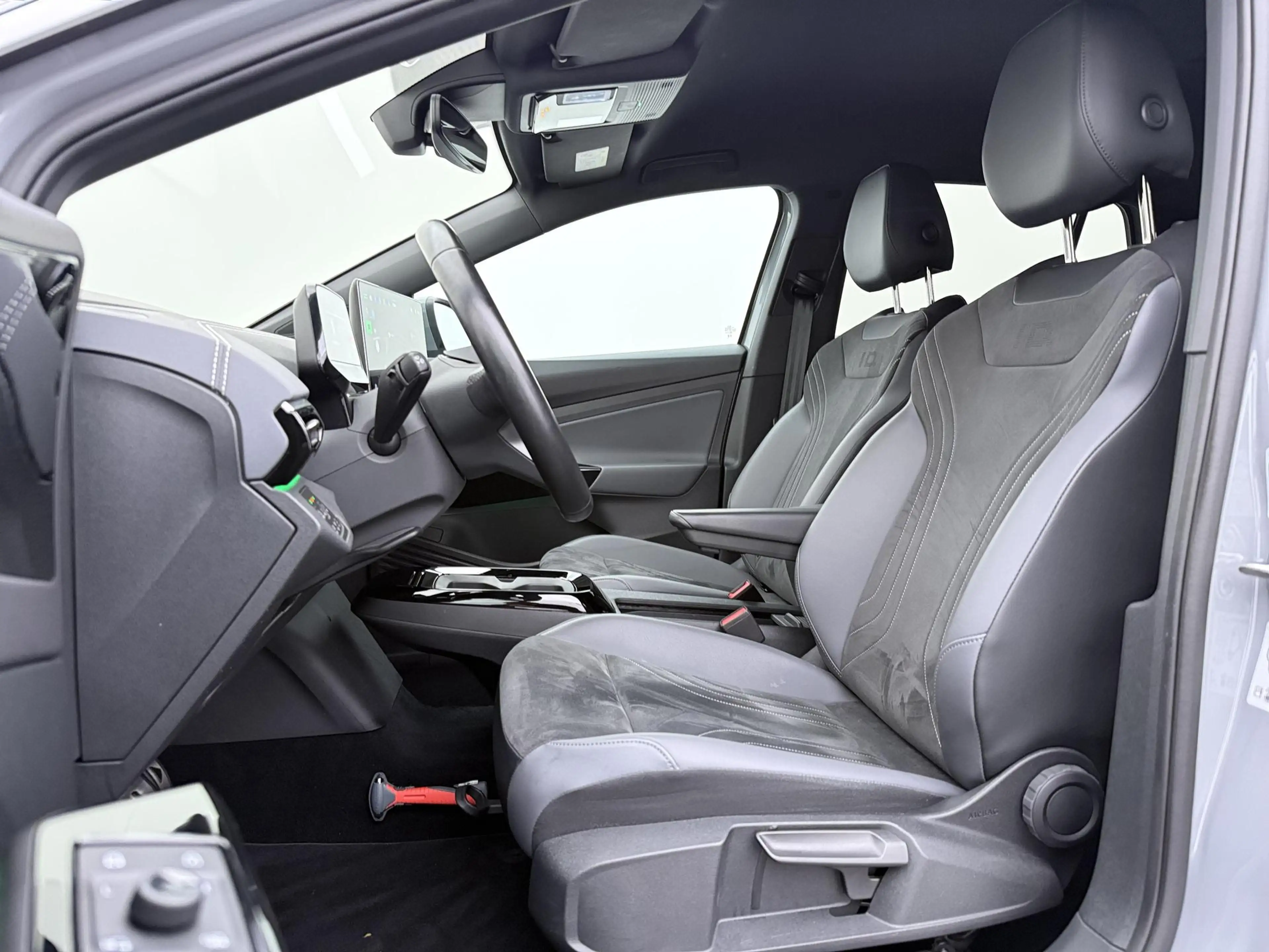 Volkswagen ID.5 Pro Business 77 kWh | Navigatie | Stuur-/Stoelverw — photo 4