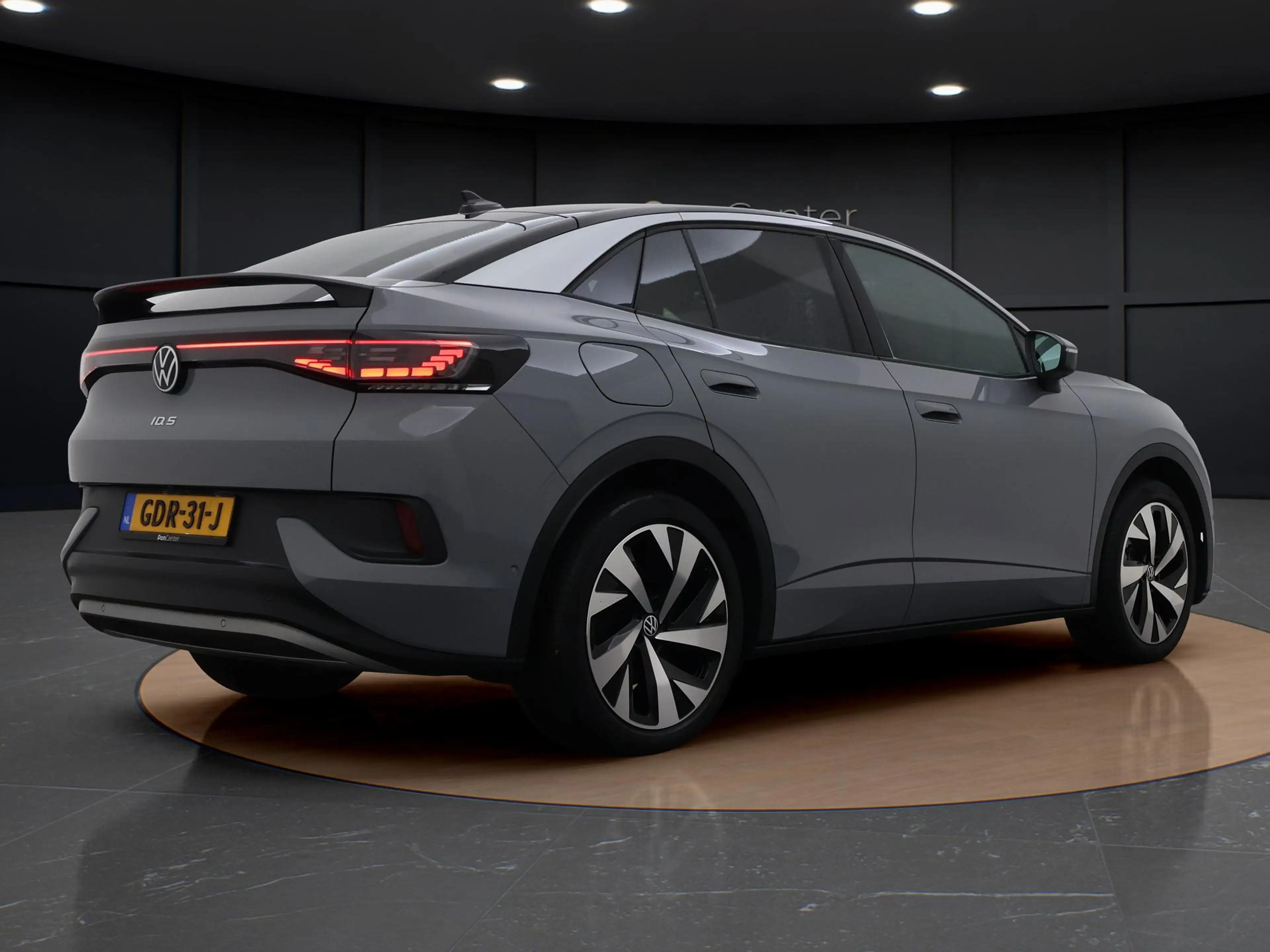 Volkswagen ID.5 Pro Business 77 kWh | Navigatie | Stuur-/Stoelverw — photo 5