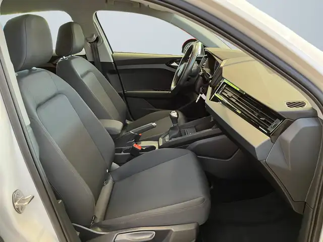 Audi A1 view 10