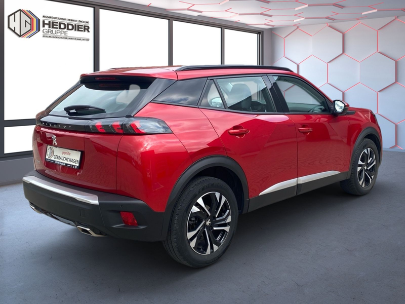 Peugeot 2008 1.2 PureTech 130 Allure *Pano*360'*GJR*Alu* — photo 3