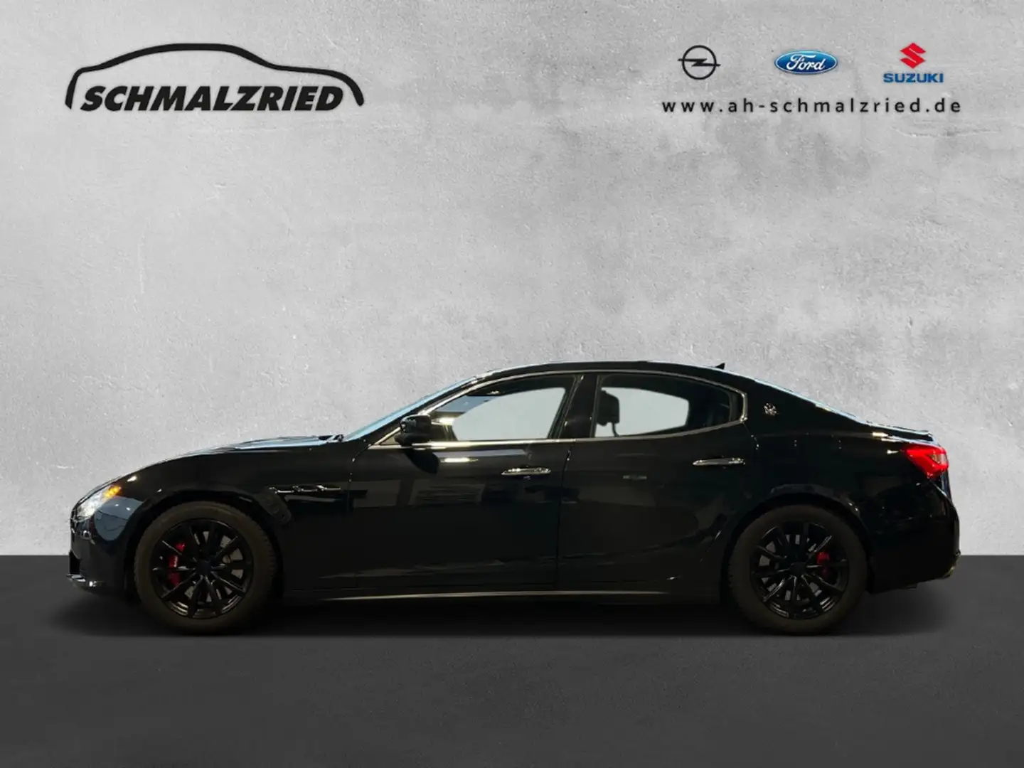Maserati Ghibli SQ4 Allrad Klappenaus. Sportpaket Navi Leder Memor crna - 2