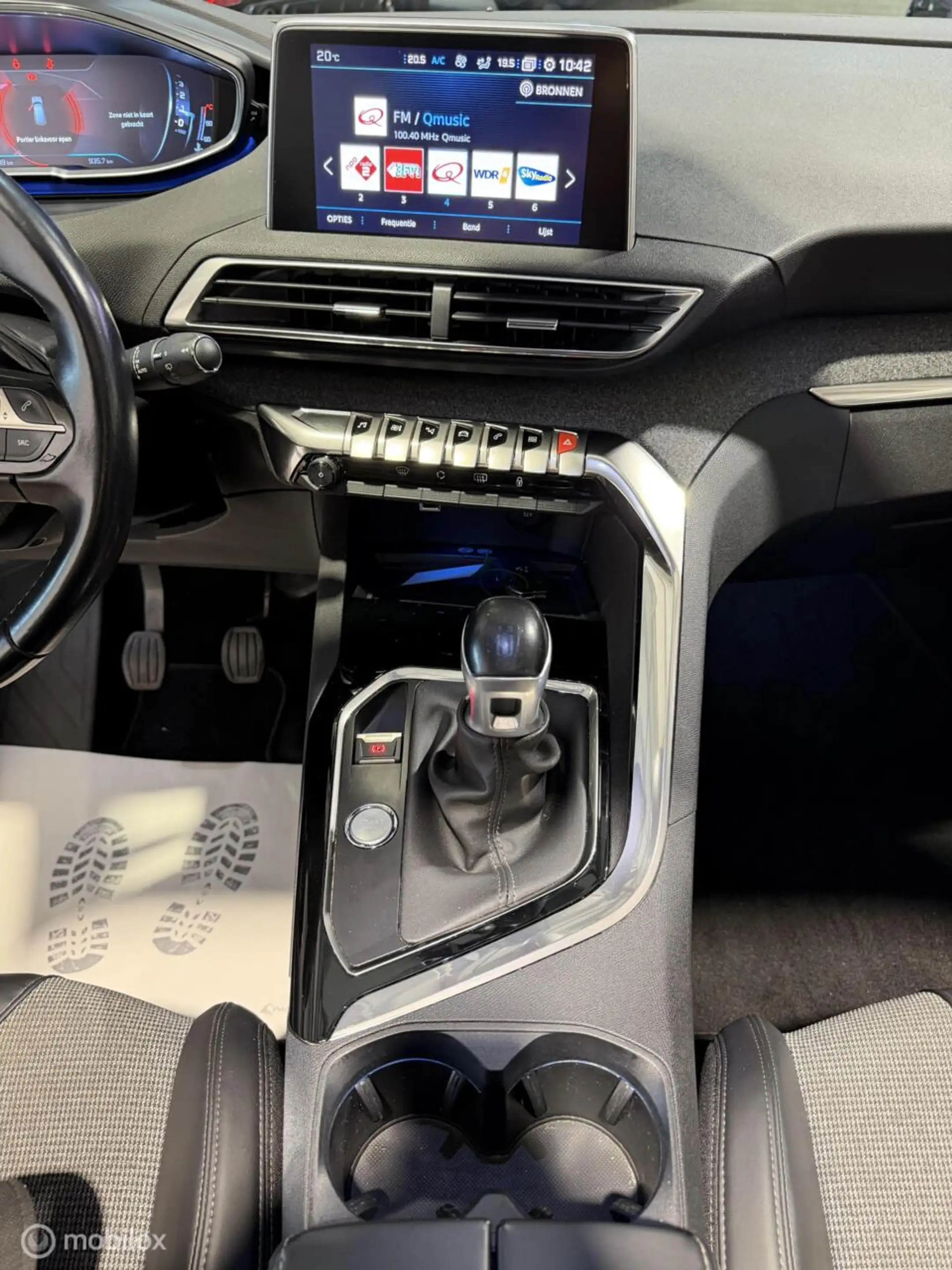 Peugeot 3008 1.2 PureTech Blue Lease Premium PANO/CAME/CLIMA — photo 18