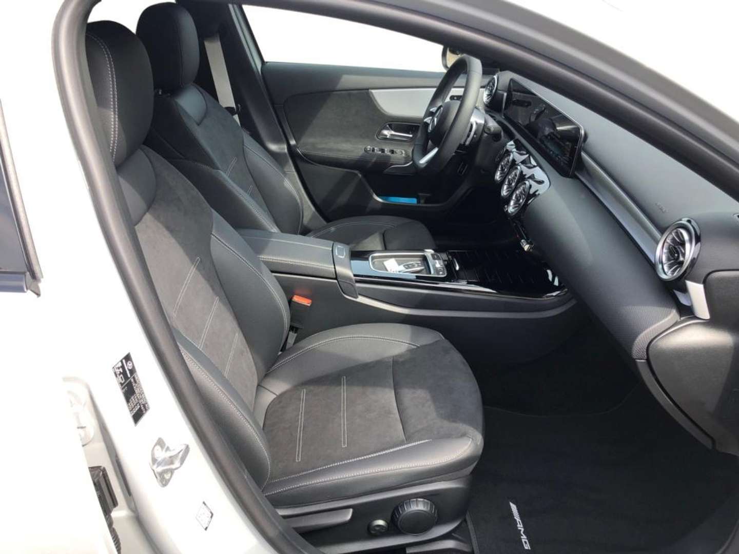 Mercedes Classe A 180 AMG Line - - Joinsteer - #2