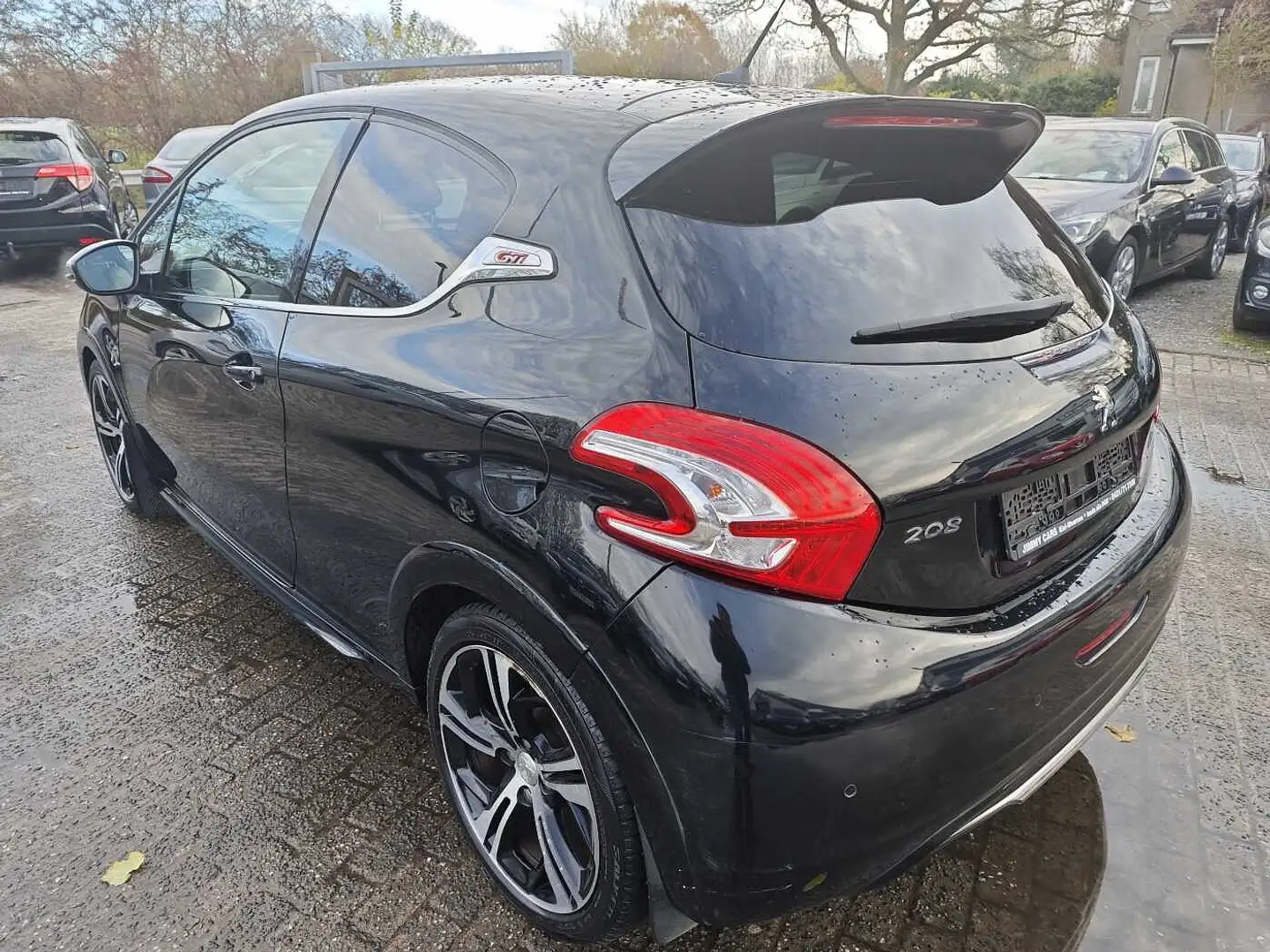 Peugeot 208 3-Türer GTI 200 THP Schwarz - 2