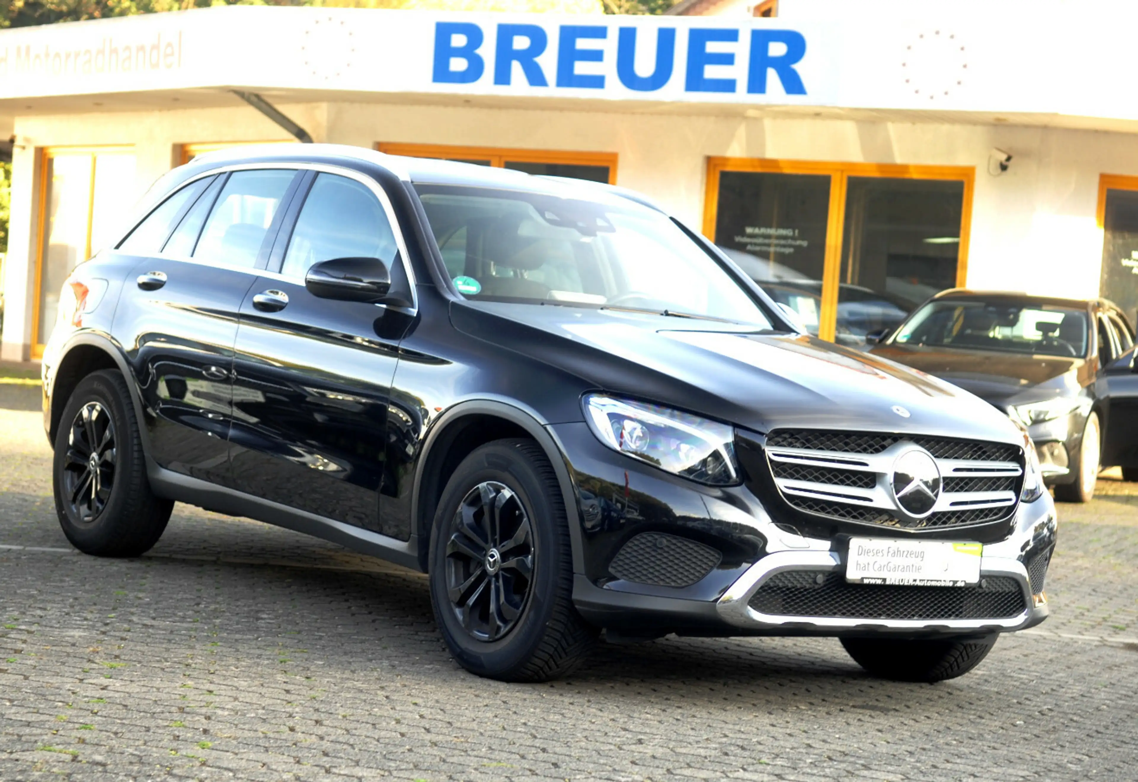 Mercedes-Benz GLC 250 d 4Matic Exclusive DISTRONIC Automatik LED KEYLESS