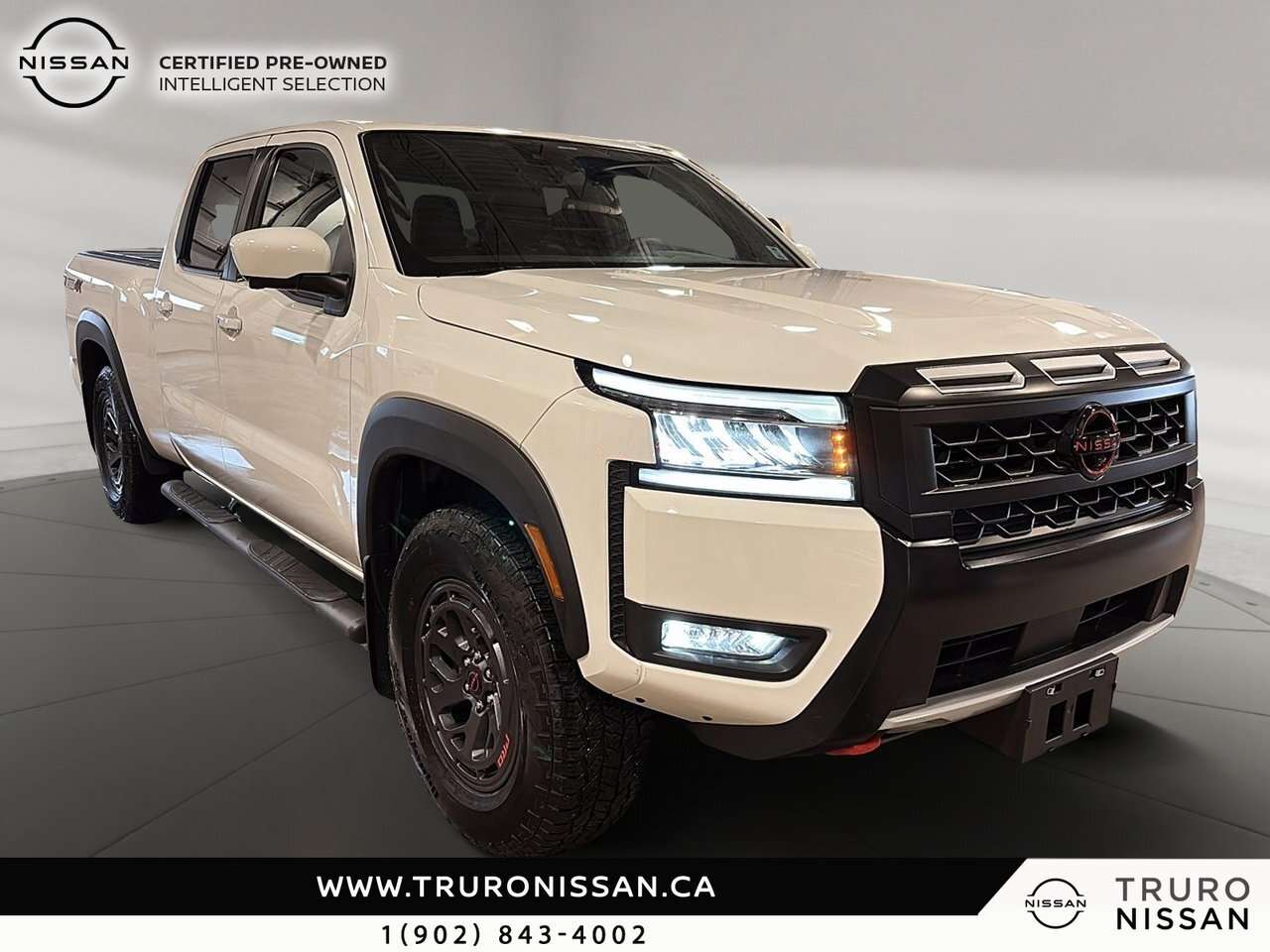 2025 Nissan Frontier Pro-4X LUX | w/Leather & Tri-fold Tonneau Cover — photo 1