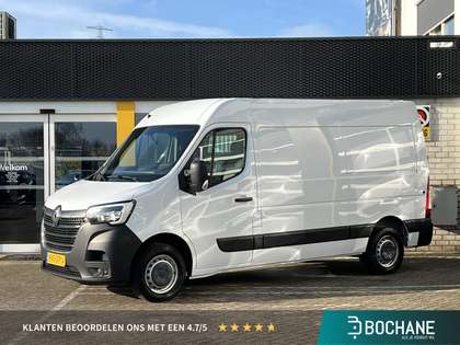 Renault Master T33 2.3 dCi 135 L2H2 Comfort | Trekhaak | Navigati