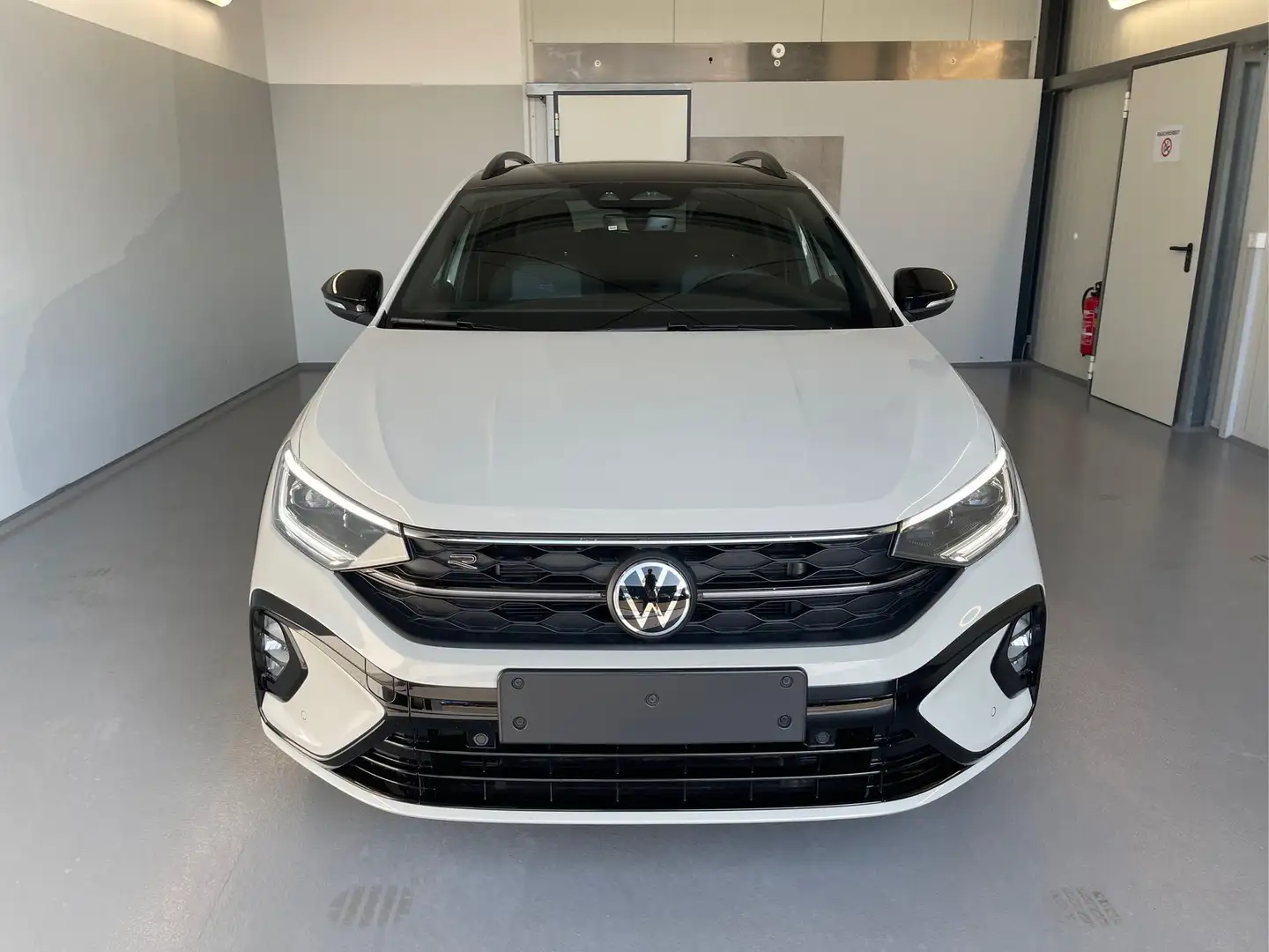 Volkswagen Taigo R-Line 115PS DSG GV5+AHK+Matrix+IQ.Drive+Black+... Grau - 2