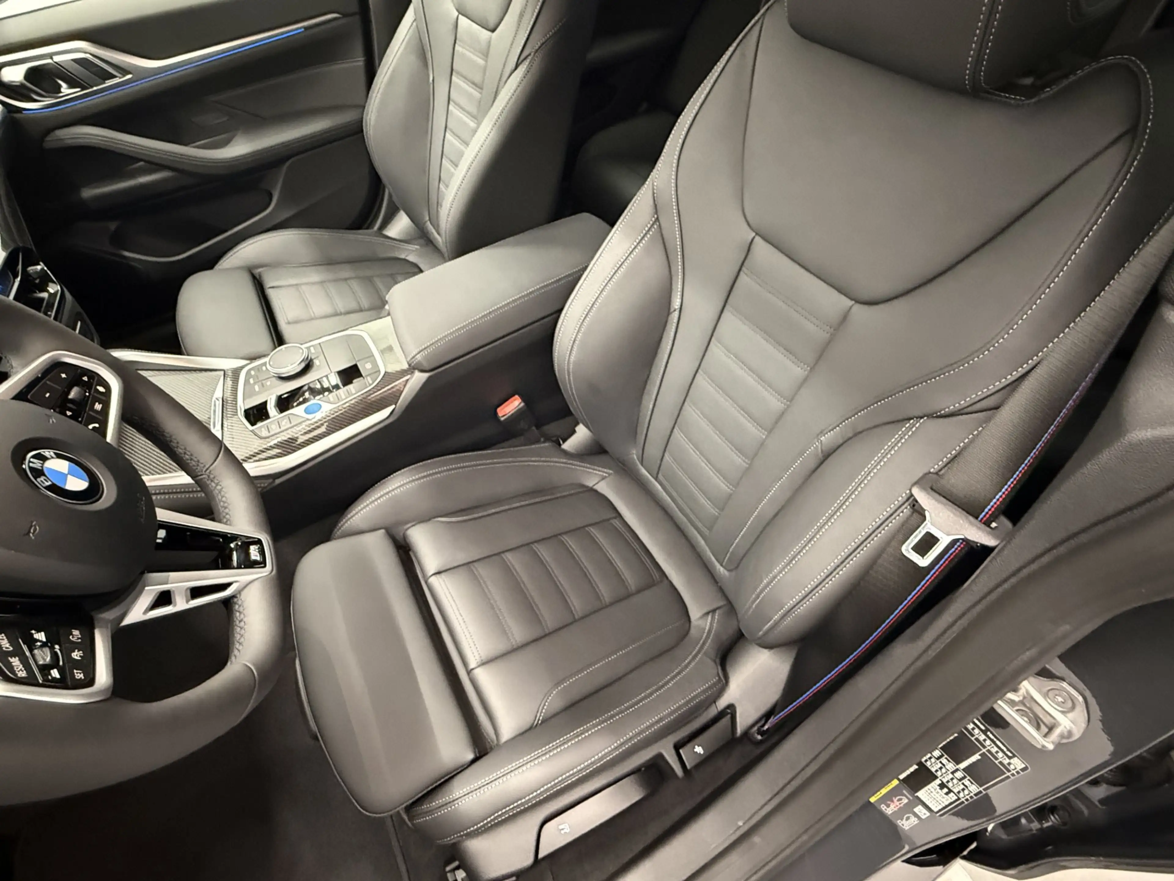BMW i4 Gran Coupe eDrive35 — photo 12