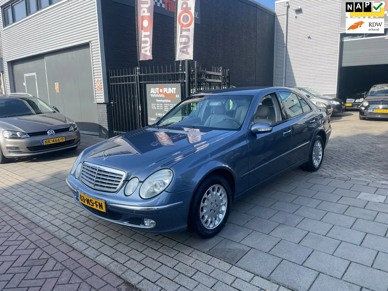 Mercedes-Benz E 240