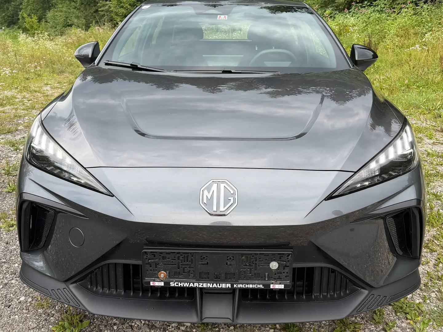 MG MG4 MG4 EV 51 kWh Standard Standard Grau - 2