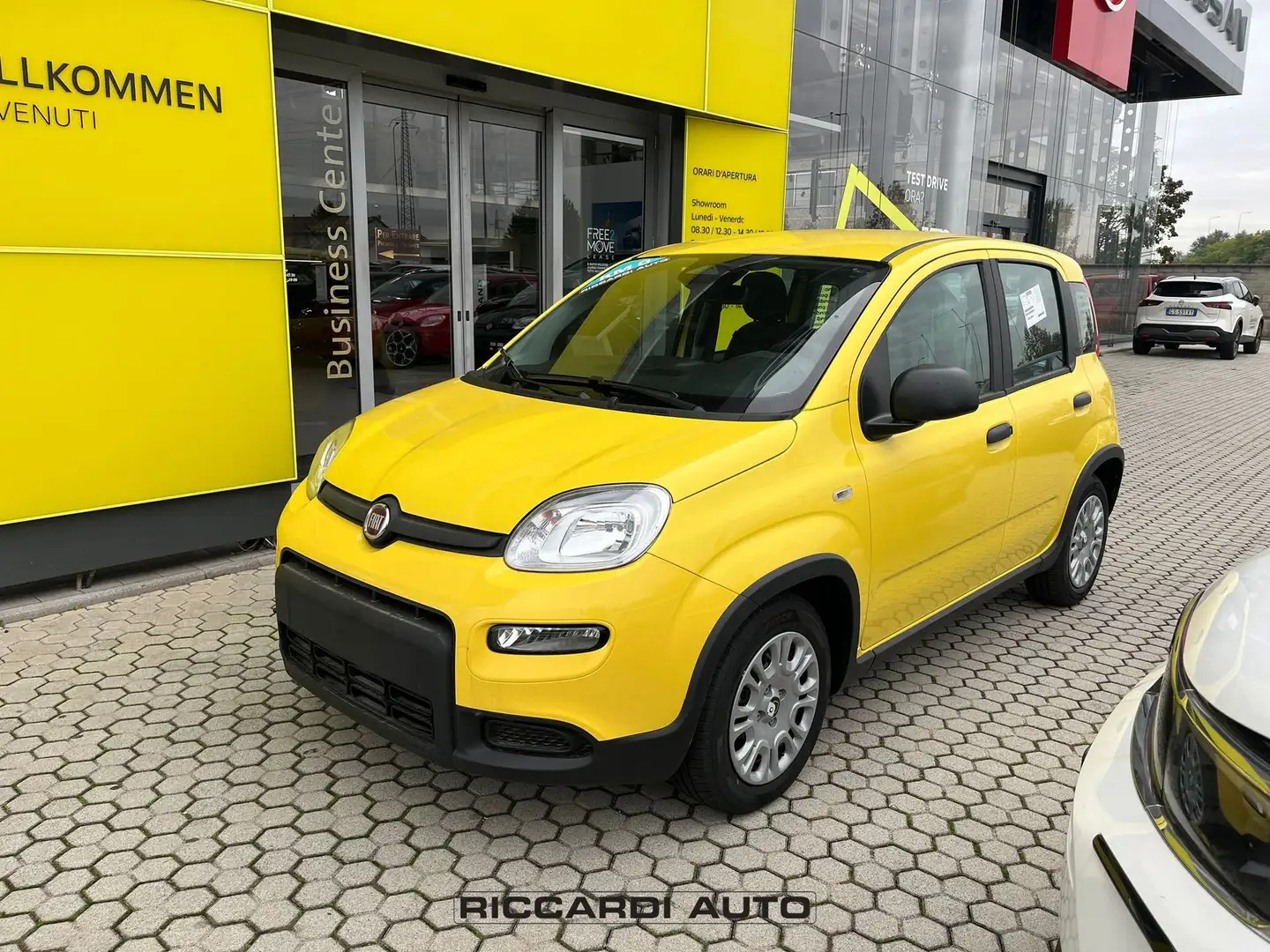 Fiat Panda 3ª serie 1.0 FireFly S&S Hybrid Geel - 1