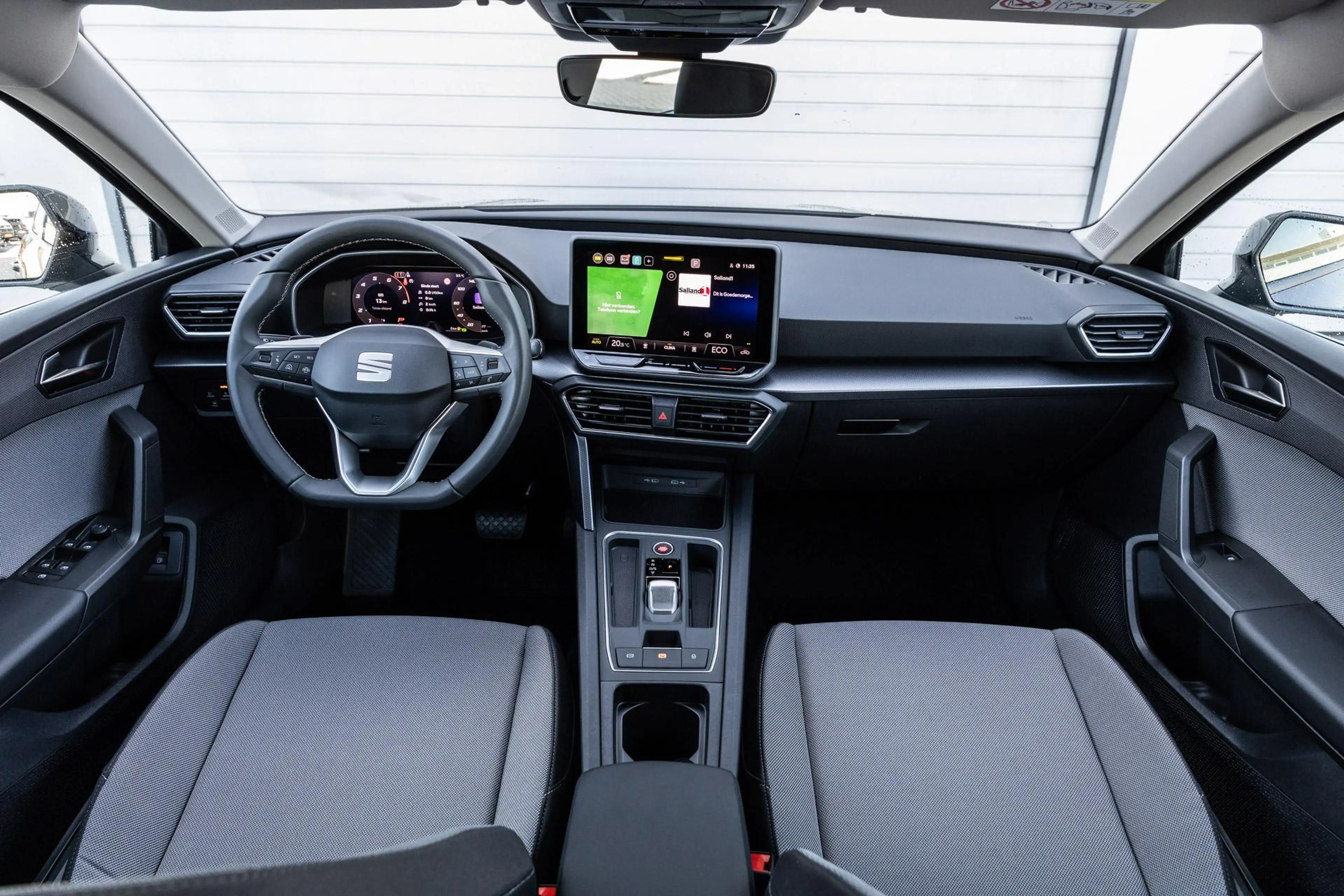 SEAT Leon e-Hybrid Sportstourer 1.5 TSI 204pk Style | Climate Control — photo 5