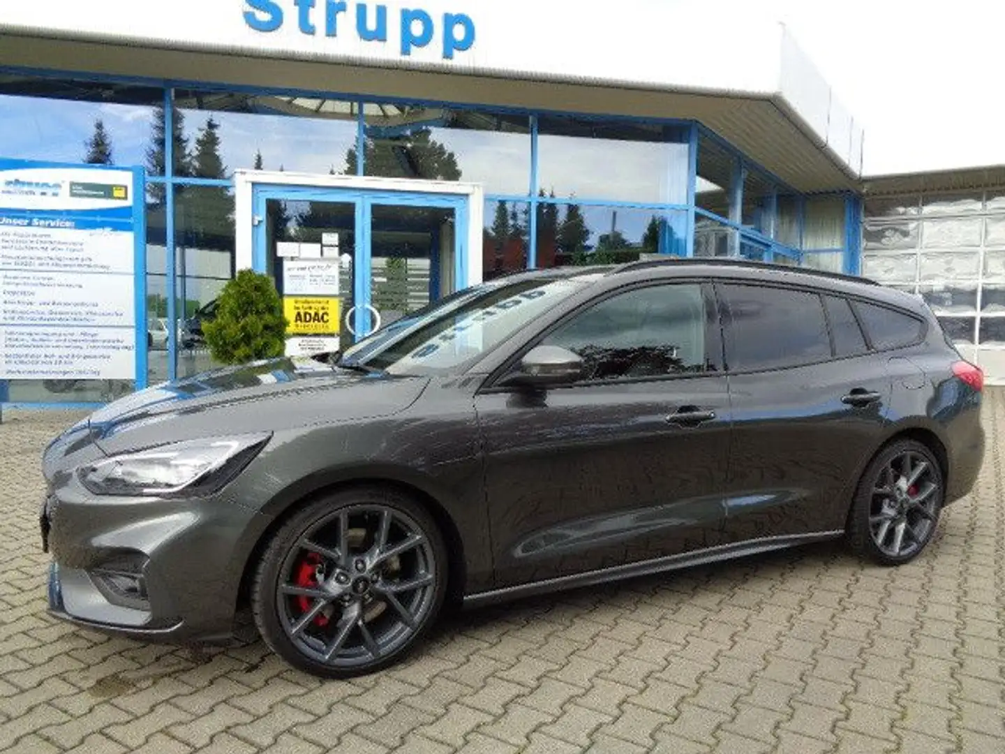 Ford Focus ST 2,0 LED/Performance Pak/Cam/Winter Pak. Grau - 2