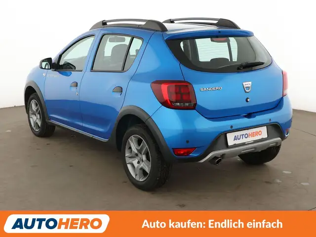 Dacia Sandero view 4