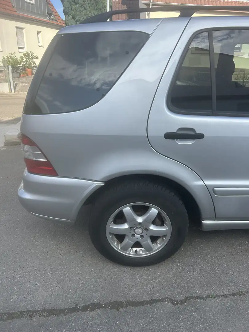 Mercedes-Benz ML 270 CDI - 2
