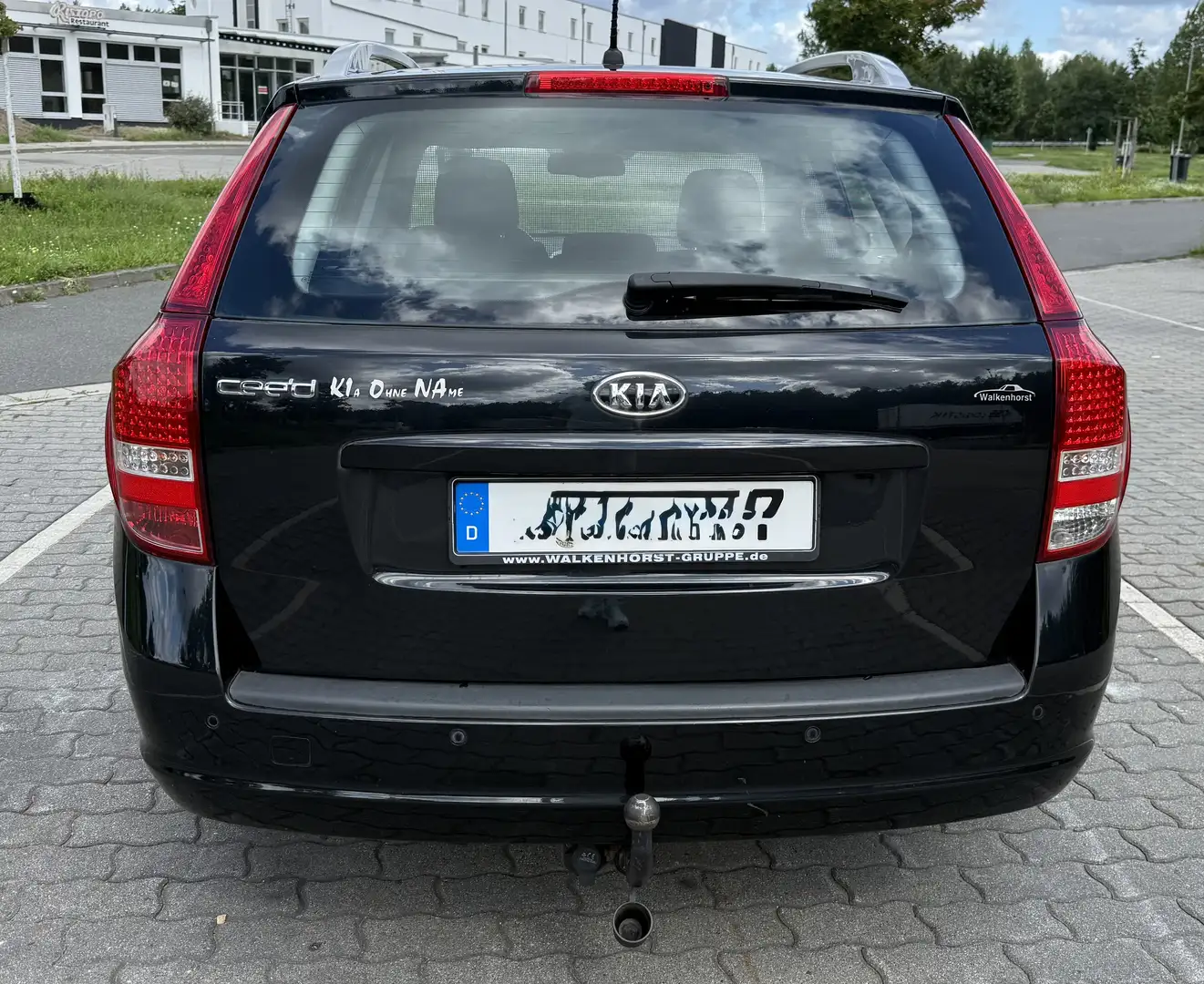 Kia Ceed SW / cee'd SW Kia Ceed 1.6 CVVT SW Automatik TÜV neu AHK, VIN Negro - 2