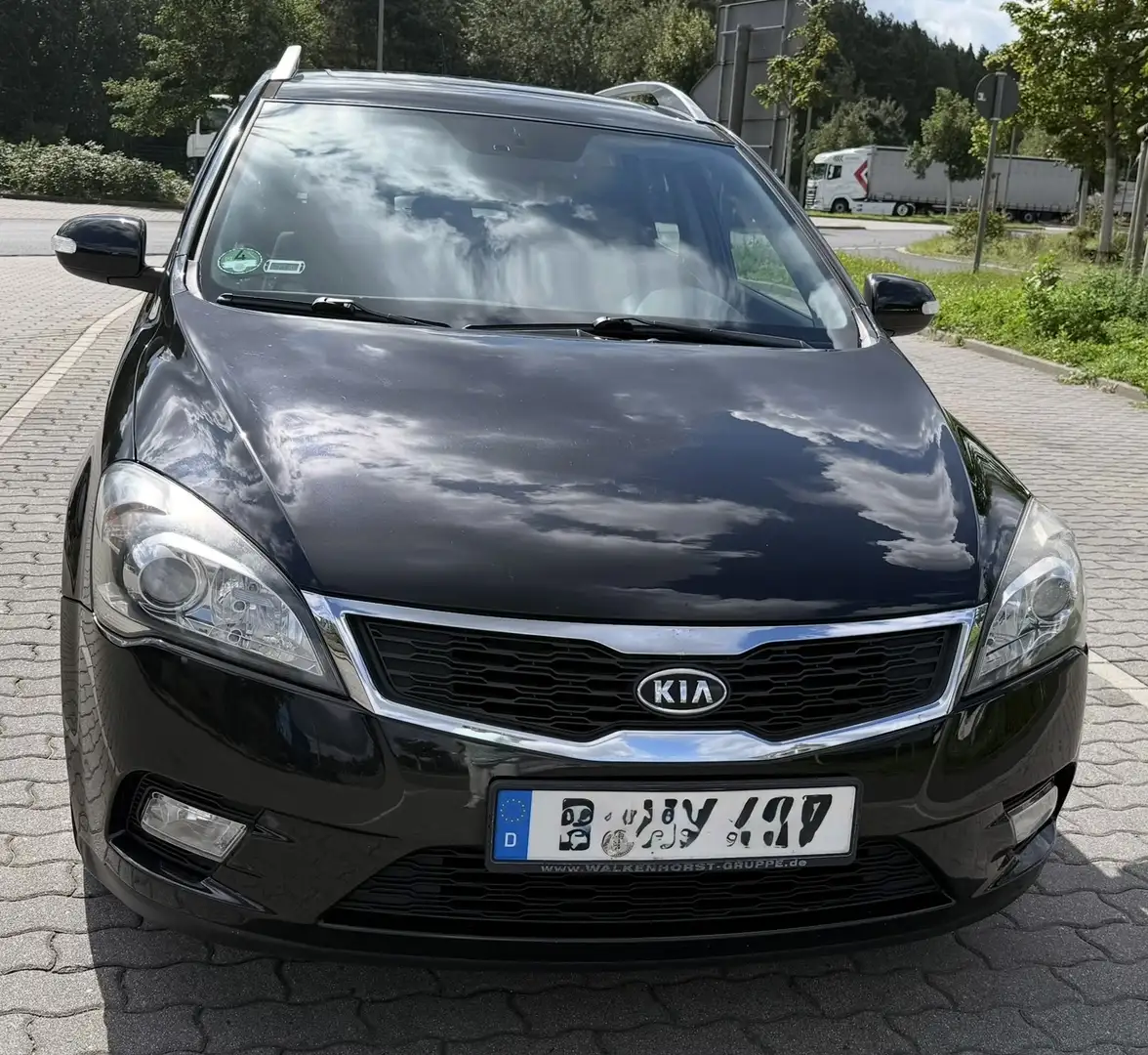 Kia Ceed SW / cee'd SW Kia Ceed 1.6 CVVT SW Automatik TÜV neu AHK, VIN Negro - 1