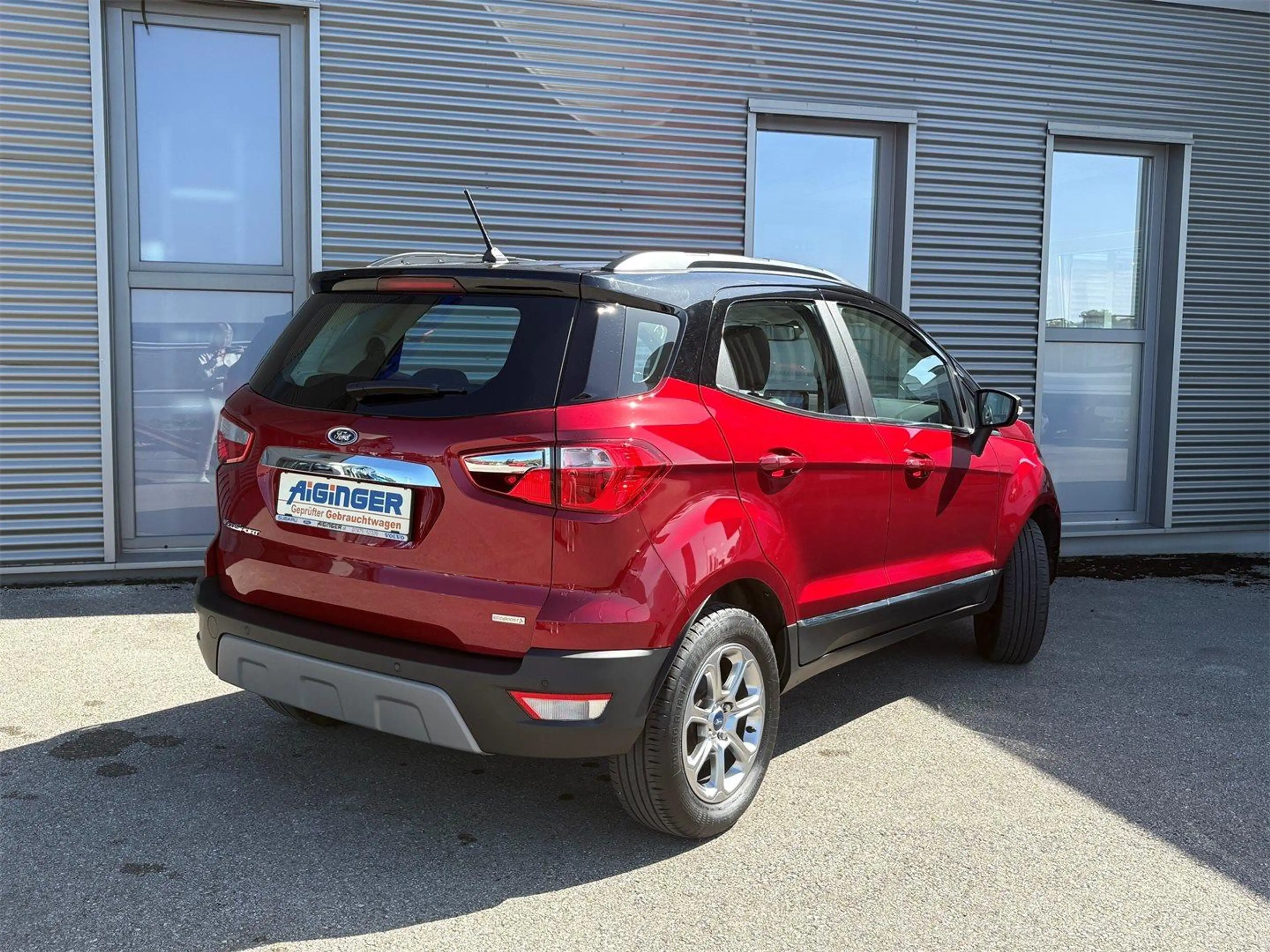Ford EcoSport 1,0 EcoBoost Titanium Aut. — photo 3