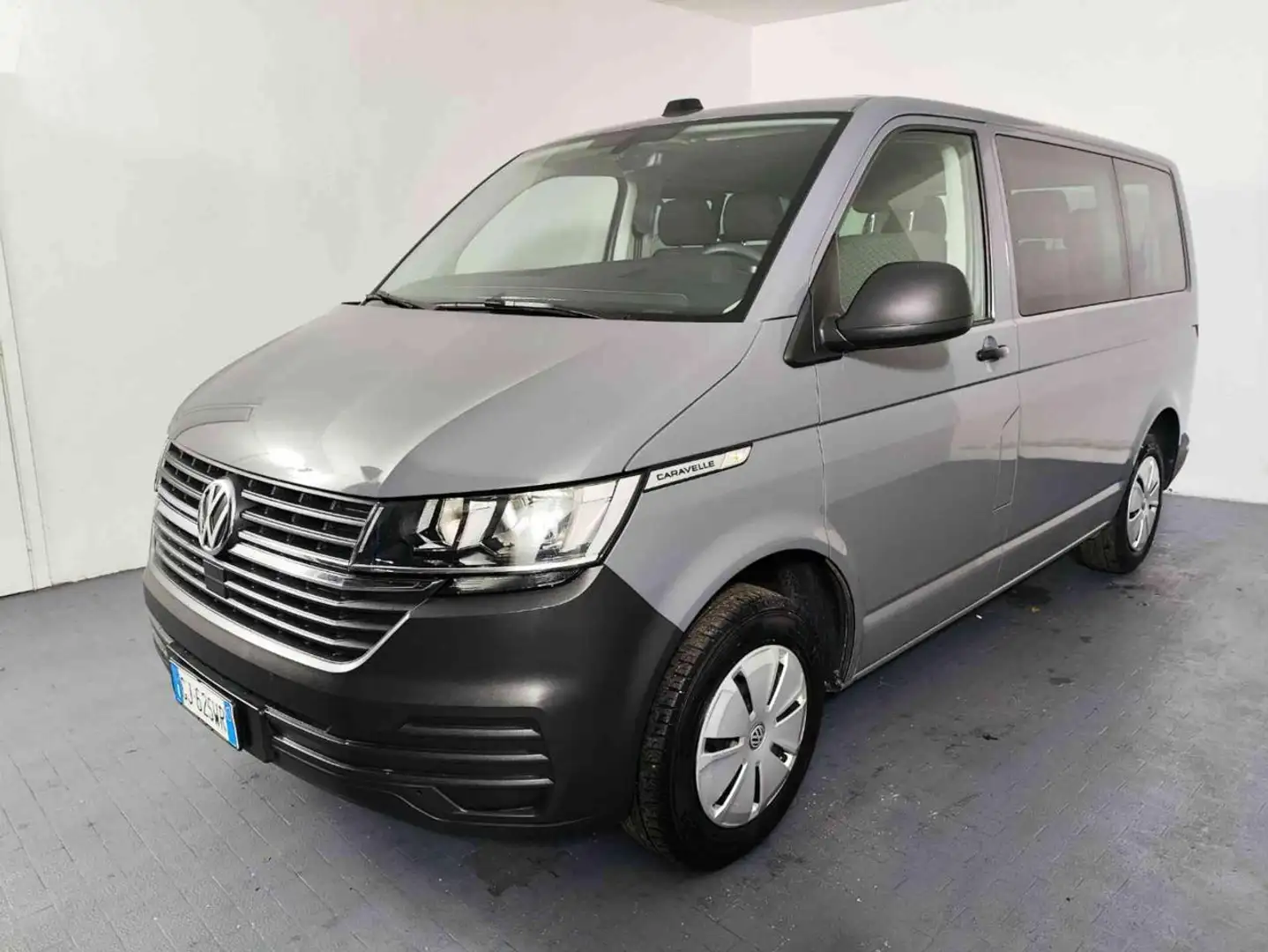 Volkswagen T6.1 CARAVELLE 2.0 TDI 110CV PC Trendline Gris - 2