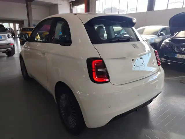 Fiat 500 view 10