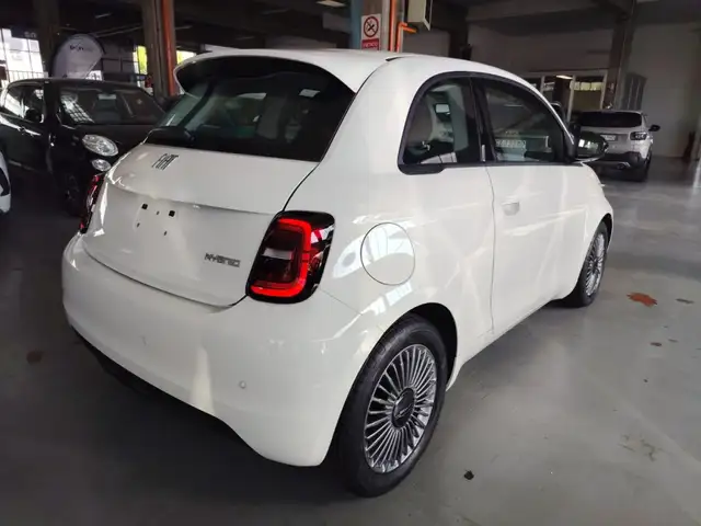 Fiat 500 view 7