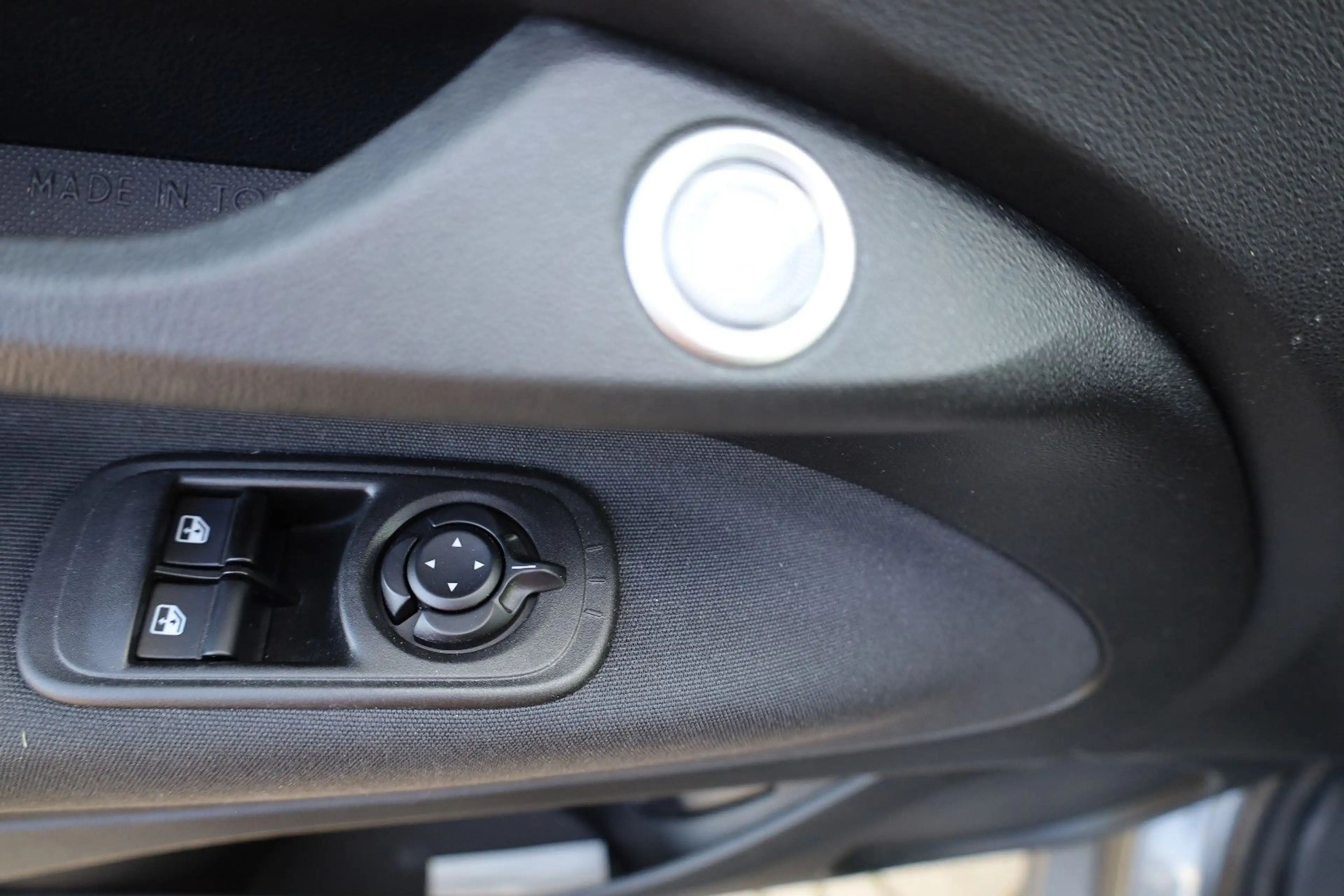 Fiat 500e Icon 42KW/H SOH 99,5 % — photo 9