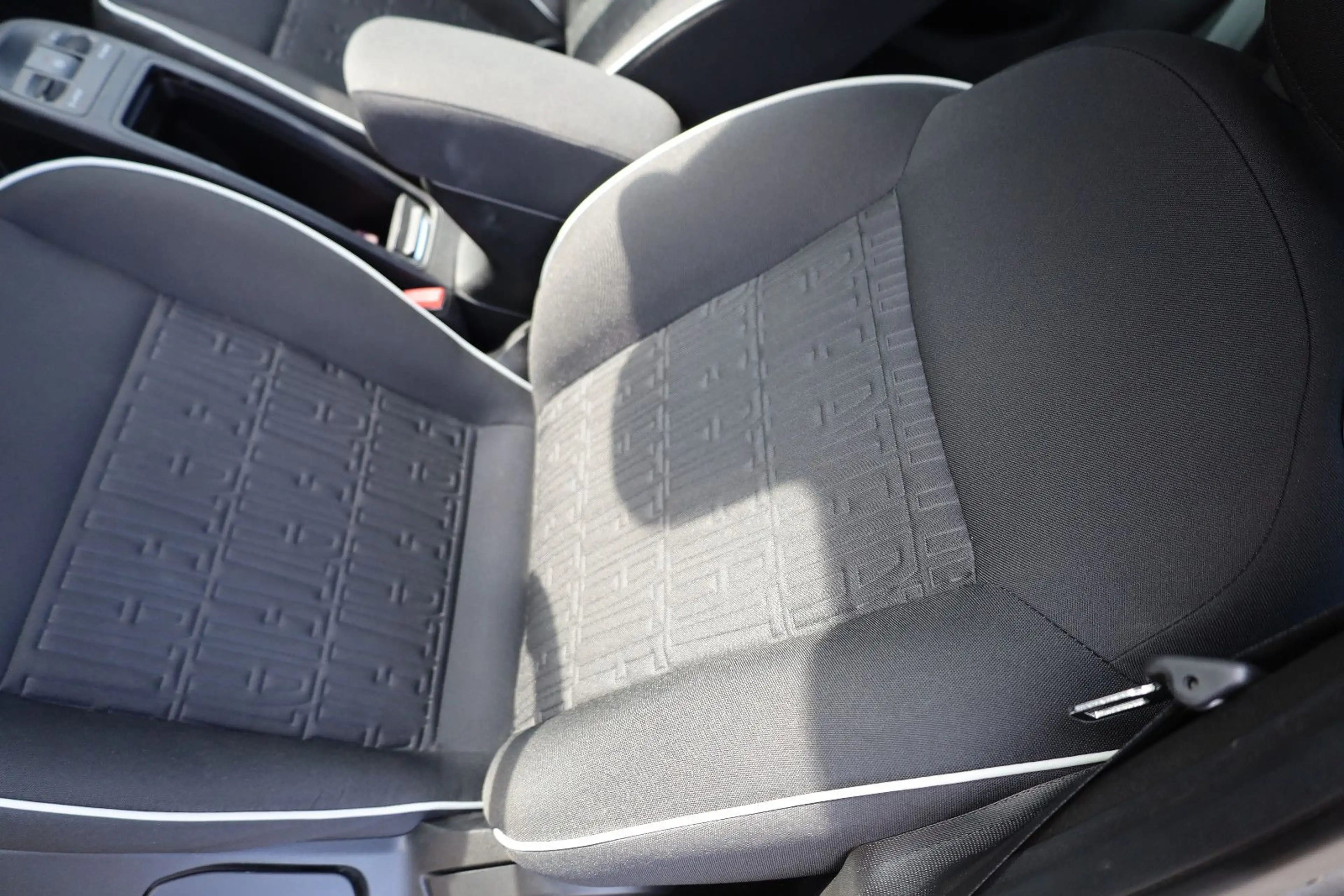 Fiat 500e Icon 42KW/H SOH 99,5 % — photo 8