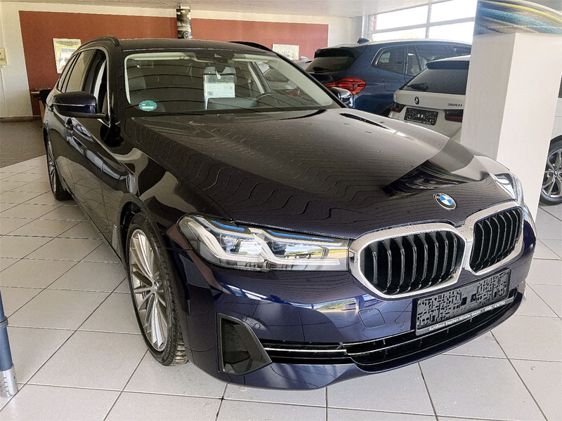 BMW 520 d LASER/Aktivtemp/HuD/Driving&Parkasst — photo 3