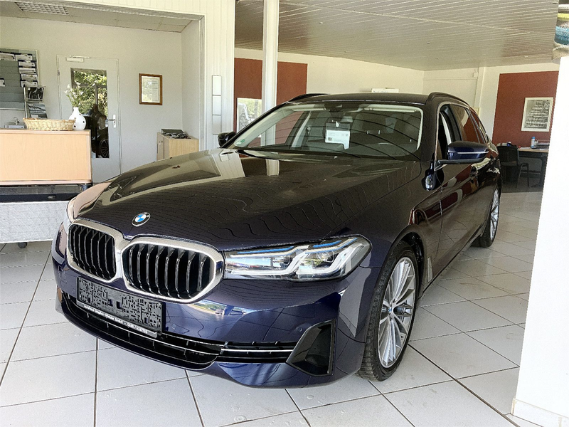 BMW 520 d LASER/Aktivtemp/HuD/Driving&Parkasst