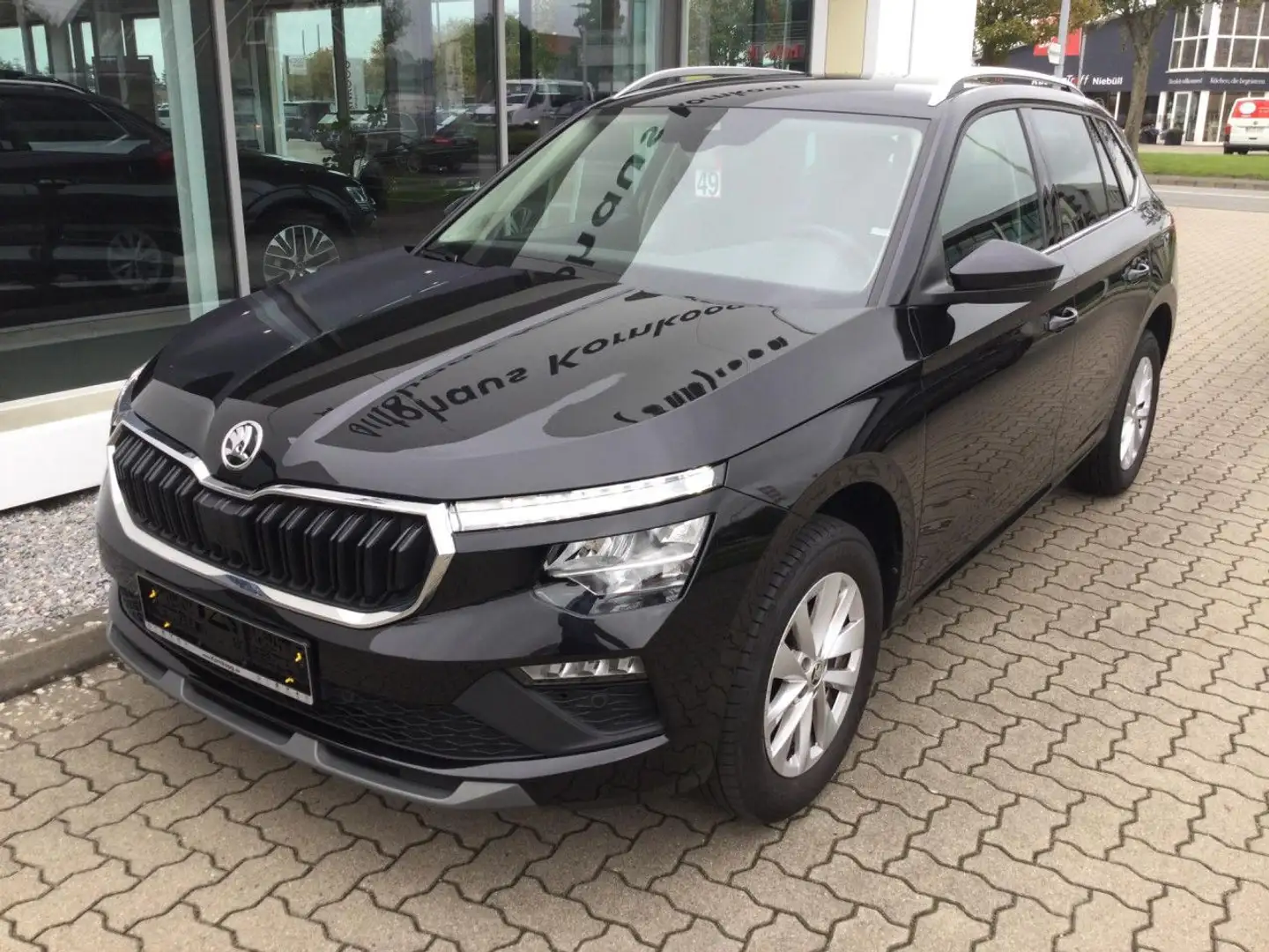 Skoda Kamiq 1.0 TSI DSG Selection LED ACC APP Kamera e.K Negro - 2
