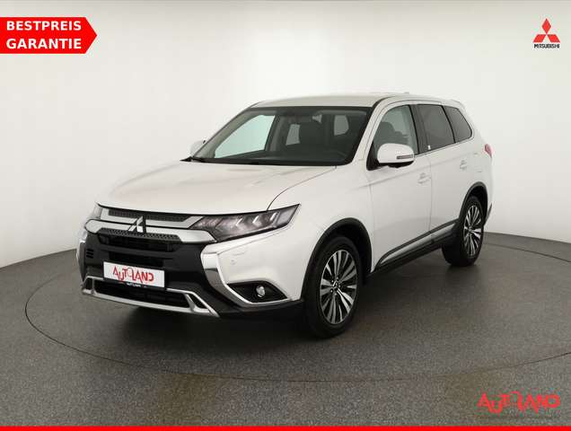 Imagine Mitsubishi Outlander 2.0 MIVEC Diamant Edition 4WD LED Navi