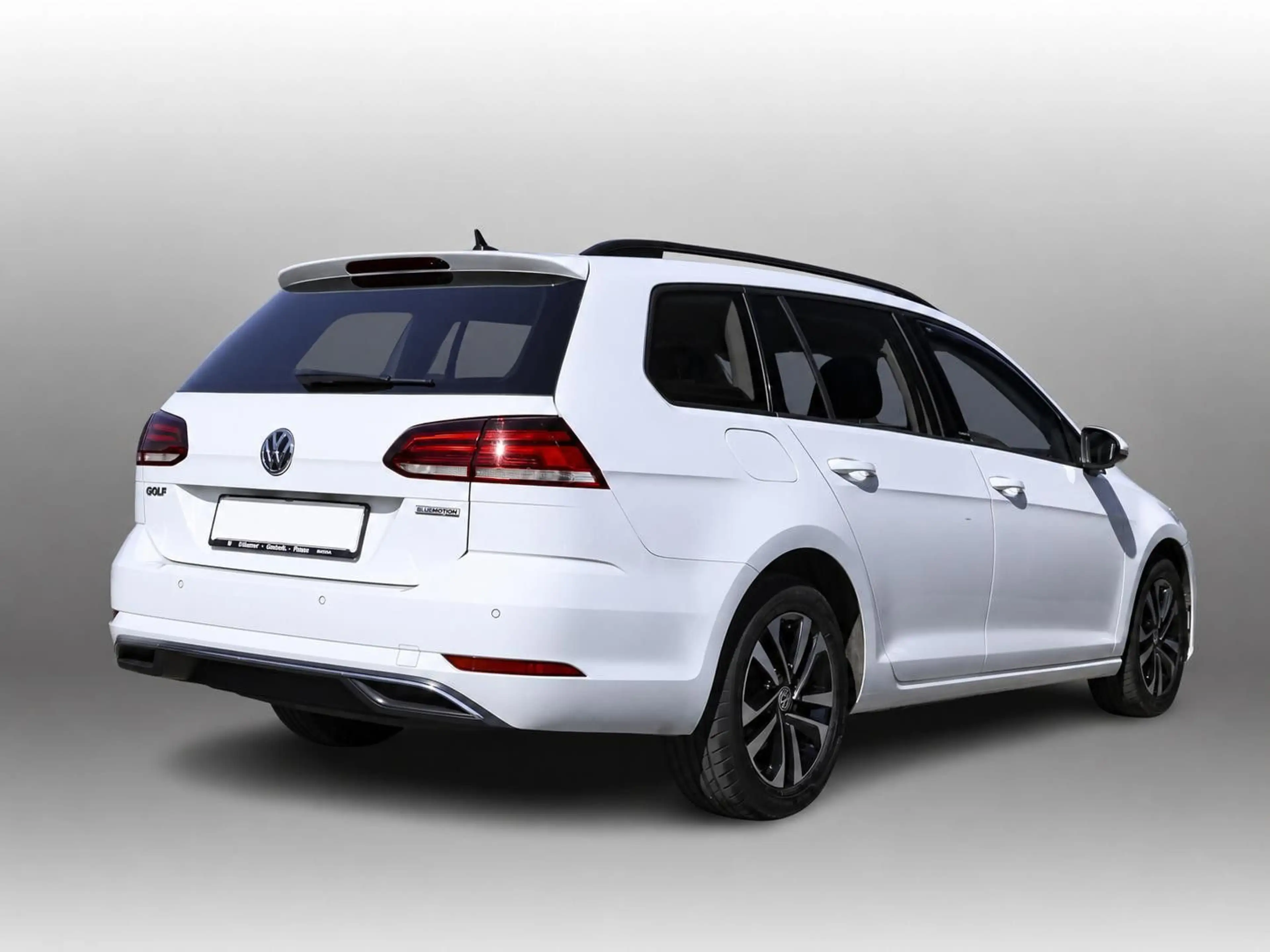 Volkswagen Golf VII Variant United BlueMotion TGI — photo 2
