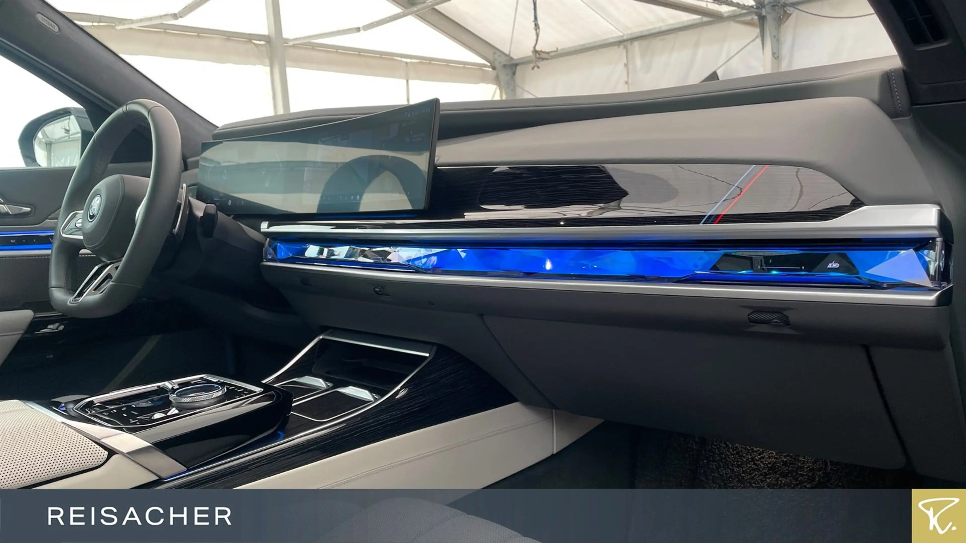 BMW 750 e A xDrive M-Pro LCPro ACC HUD 360° Pano 20" — photo 14