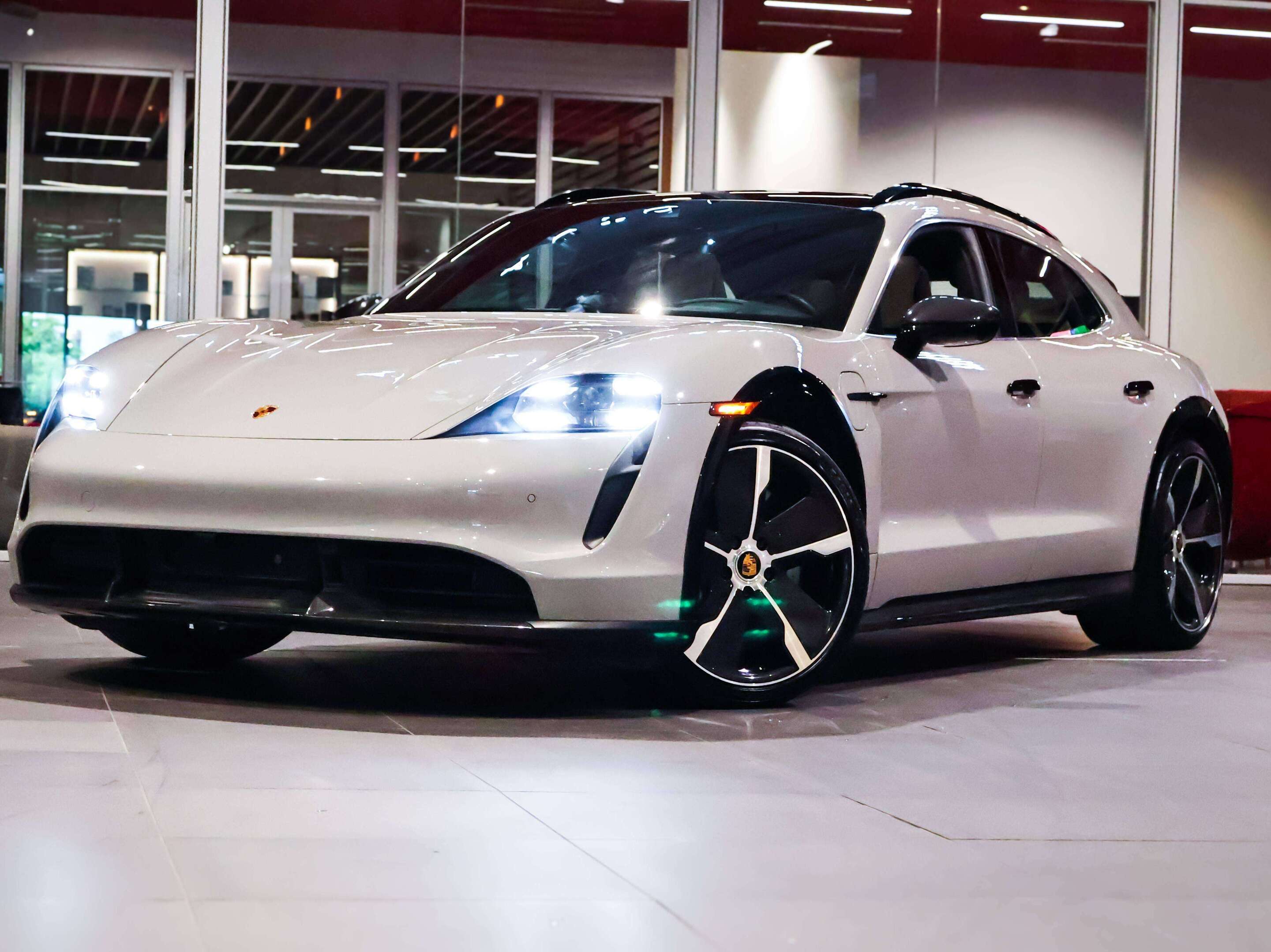 2024 Porsche Taycan Turbo S