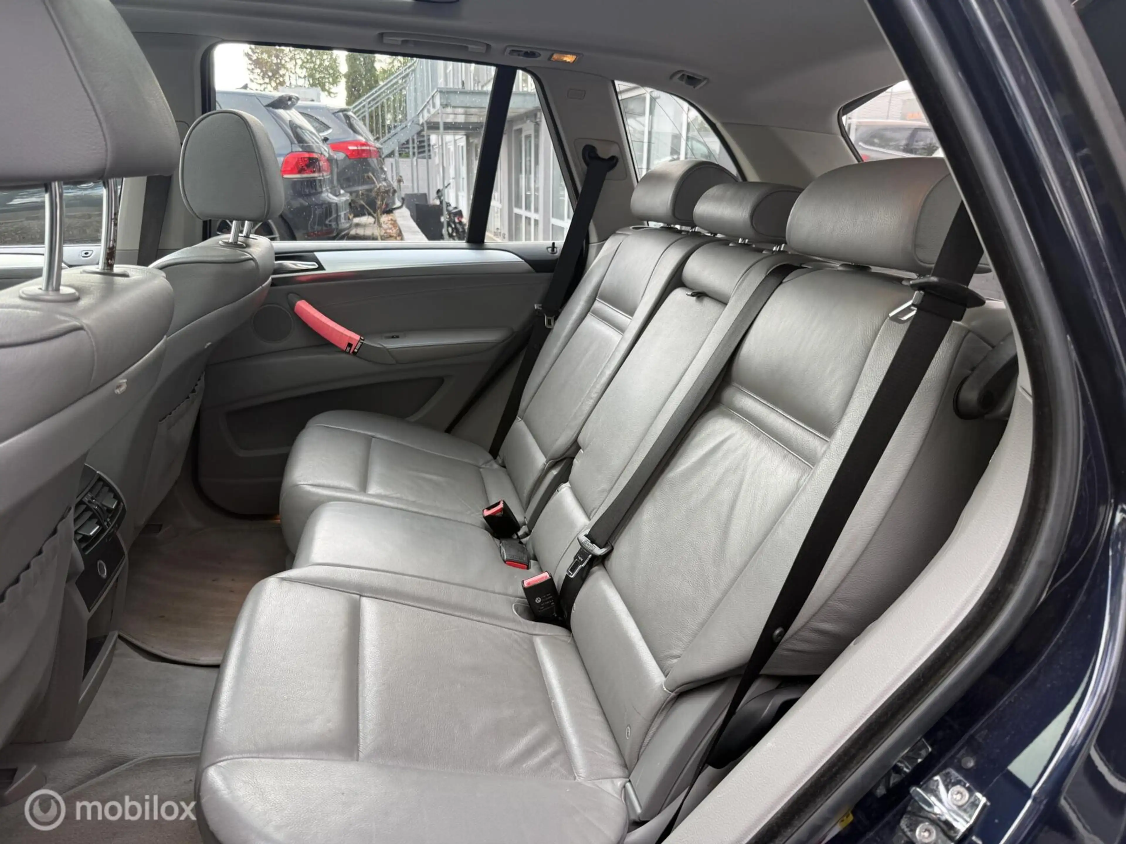 BMW X5 xDrive48i High Executive 7 pers — photo 11
