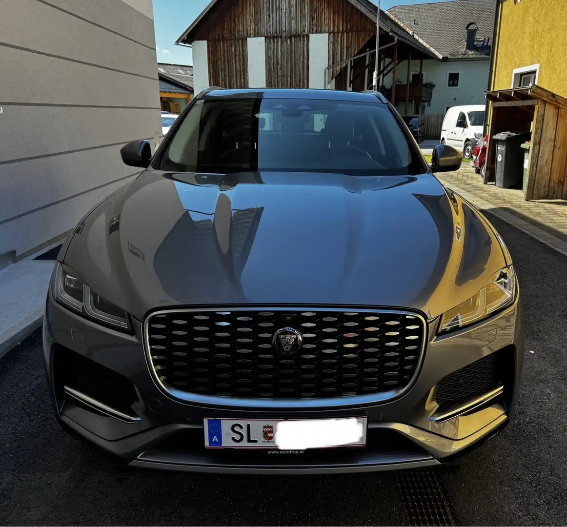 Jaguar F-Pace D200 AWD Aut. Preis VB! - 1