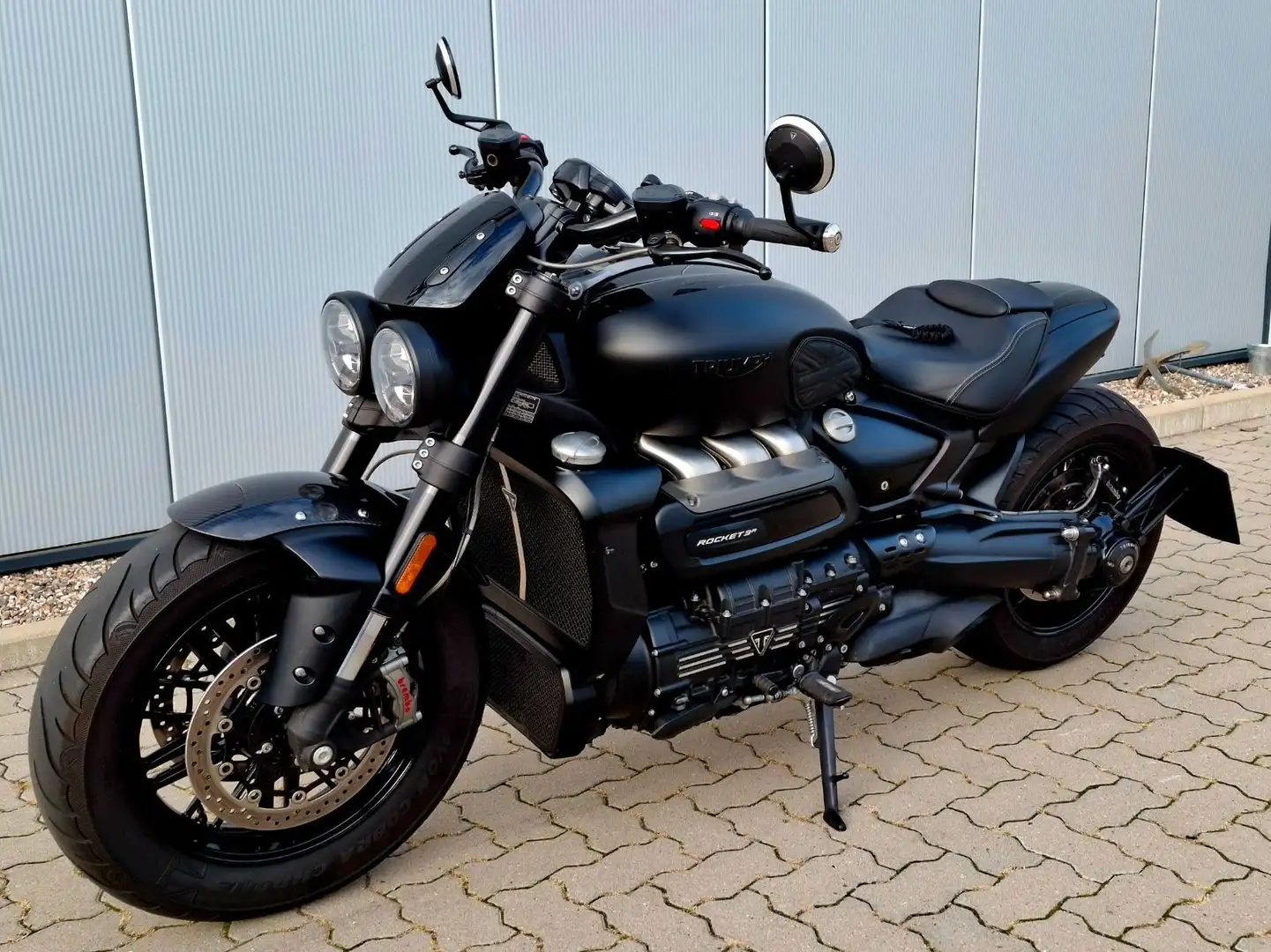 Triumph Rocket 3 R Black Edition Noir - 2