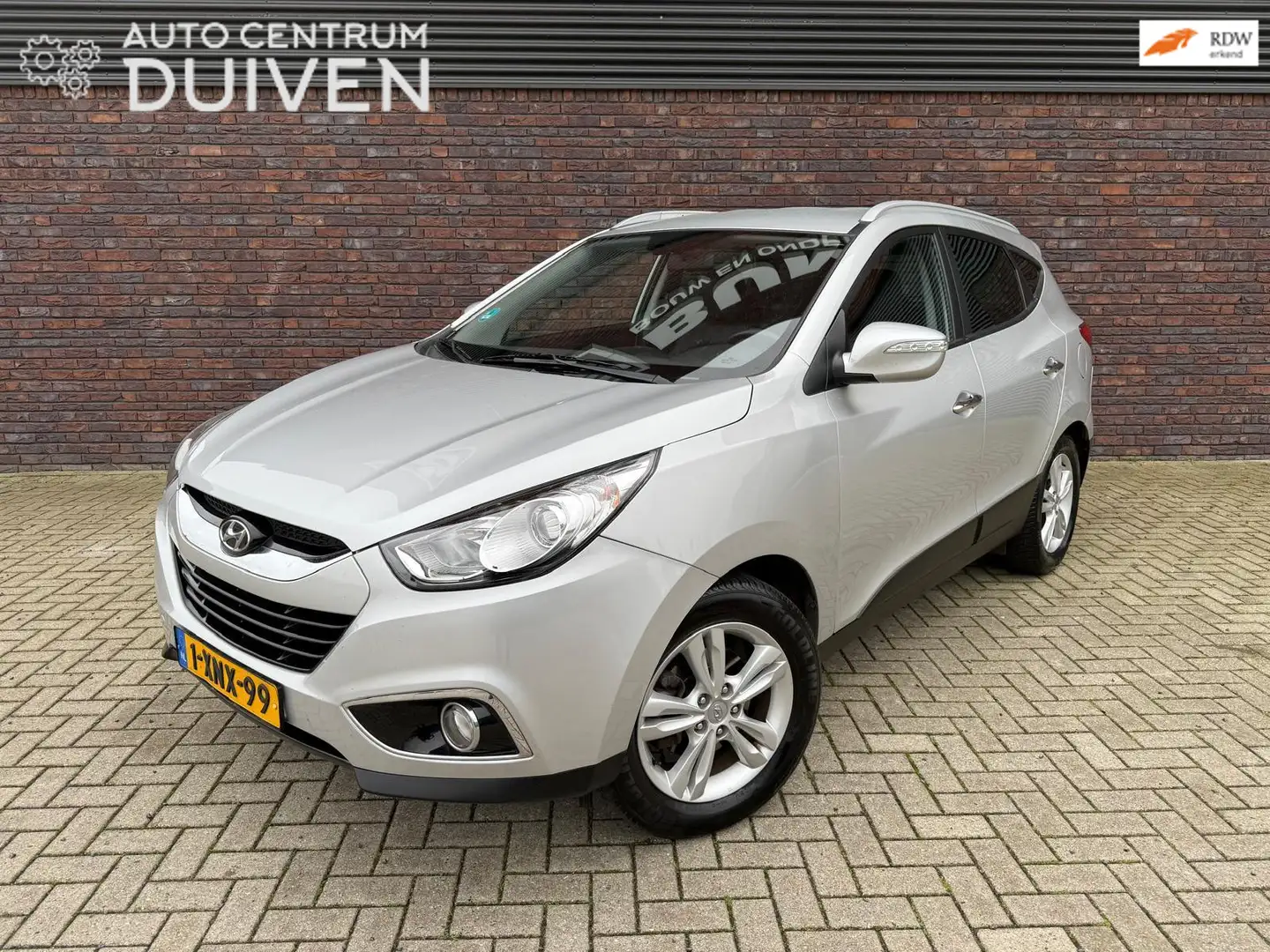 Hyundai iX35 1.6i GDI | Leder| Nieuw APK | Topstaat | Trekhaak Grijs - 1