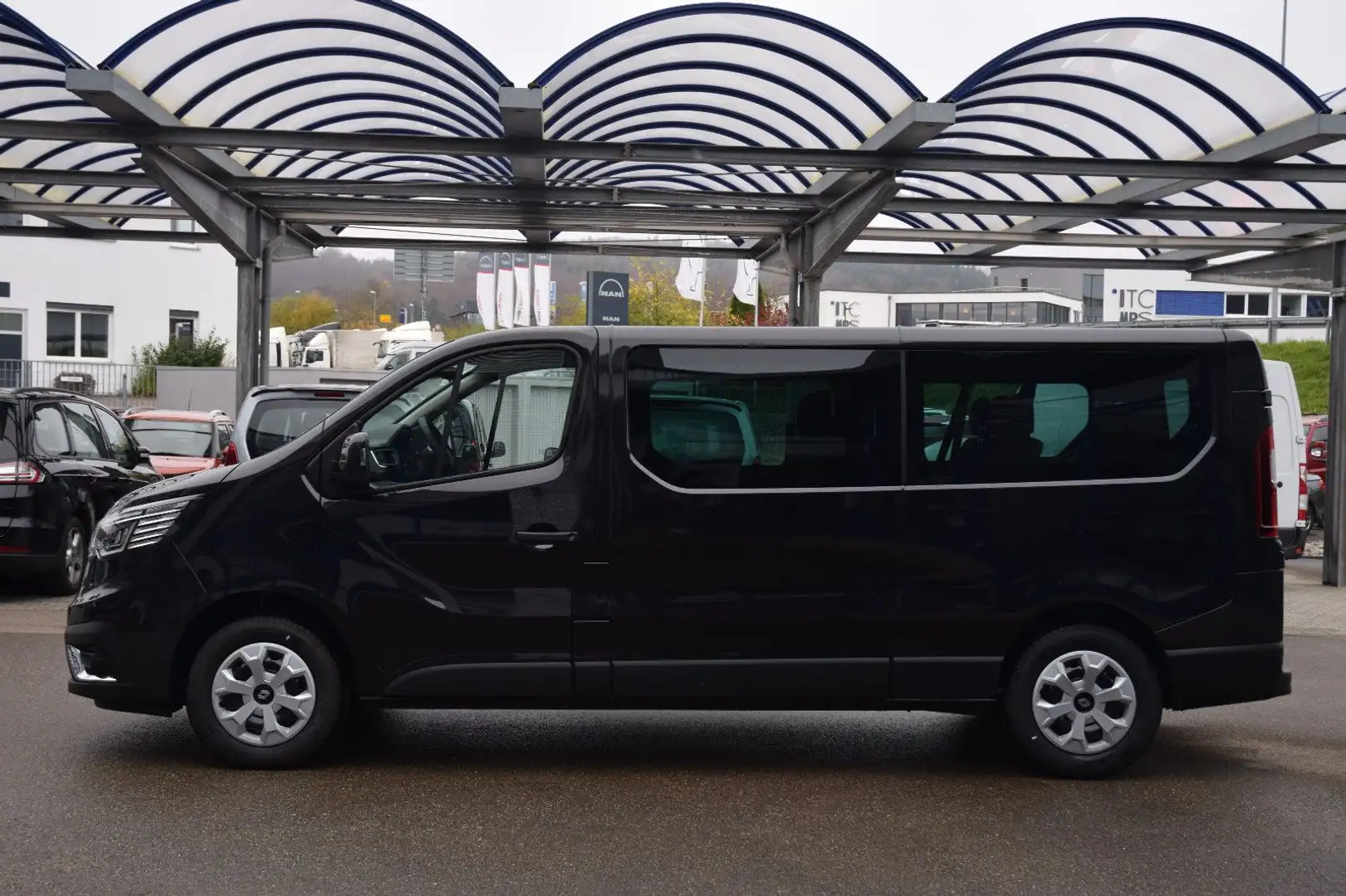 Renault Trafic 150 dCi L2 KAMERA CARPLAY & ANDROID AHK Schwarz - 2