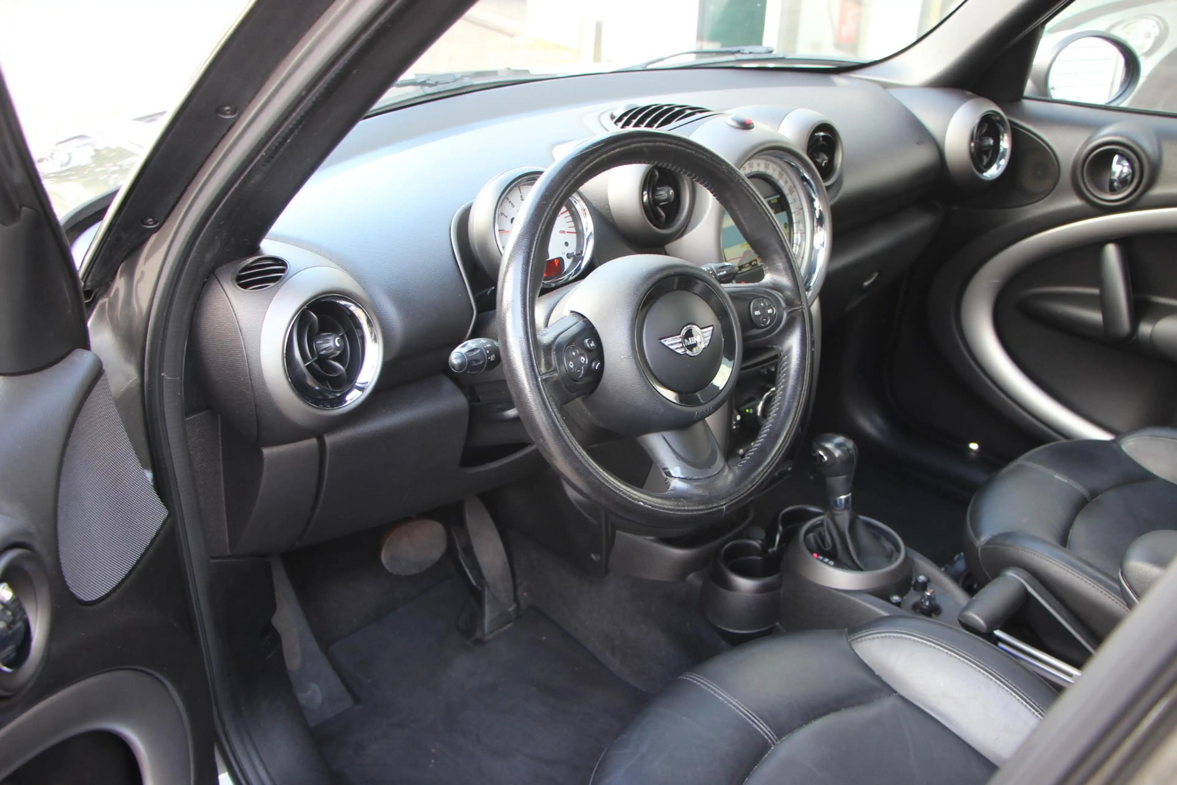 MINI Cooper Countryman 1.6 Edition — photo 6
