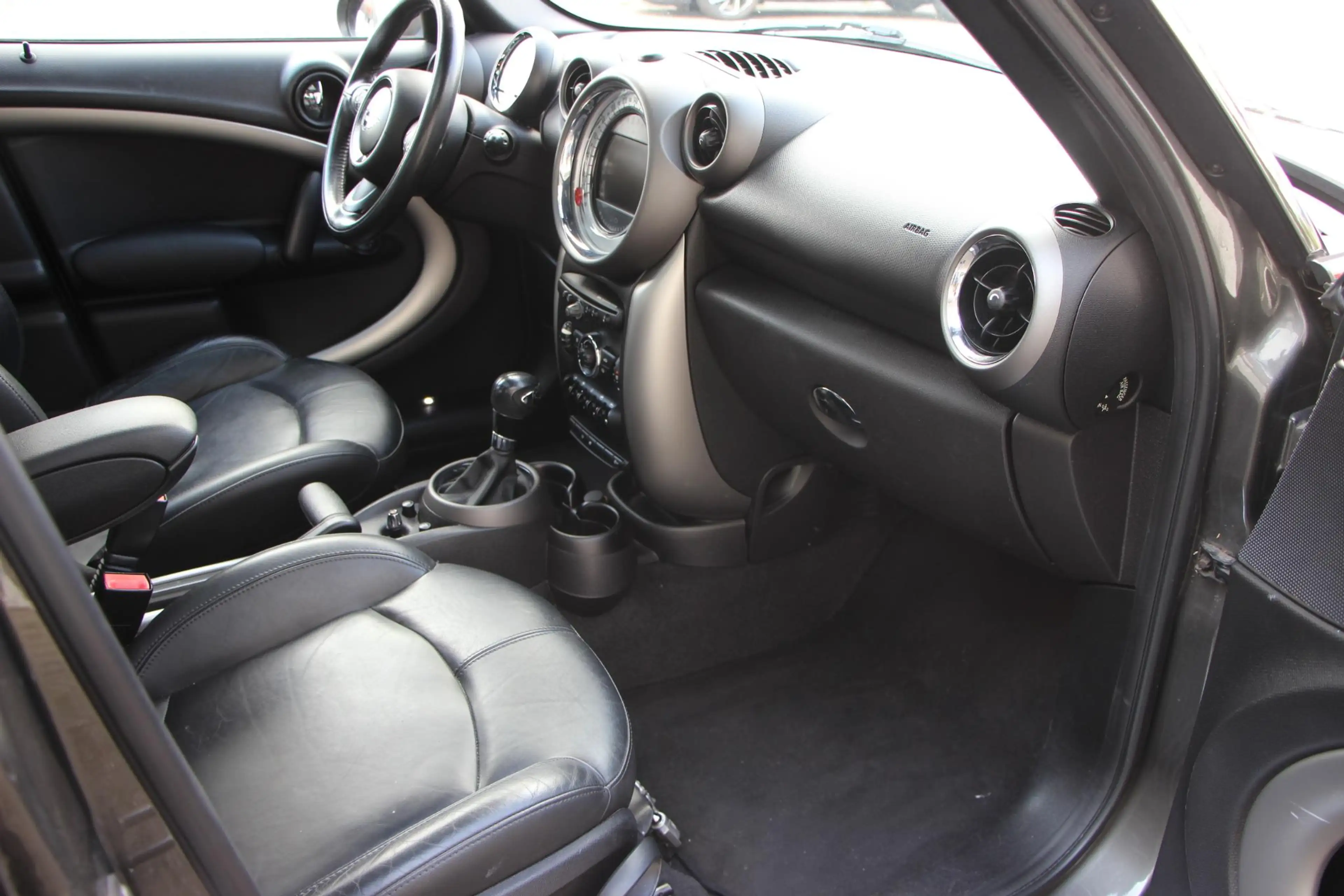 MINI Cooper Countryman 1.6 Edition — photo 9