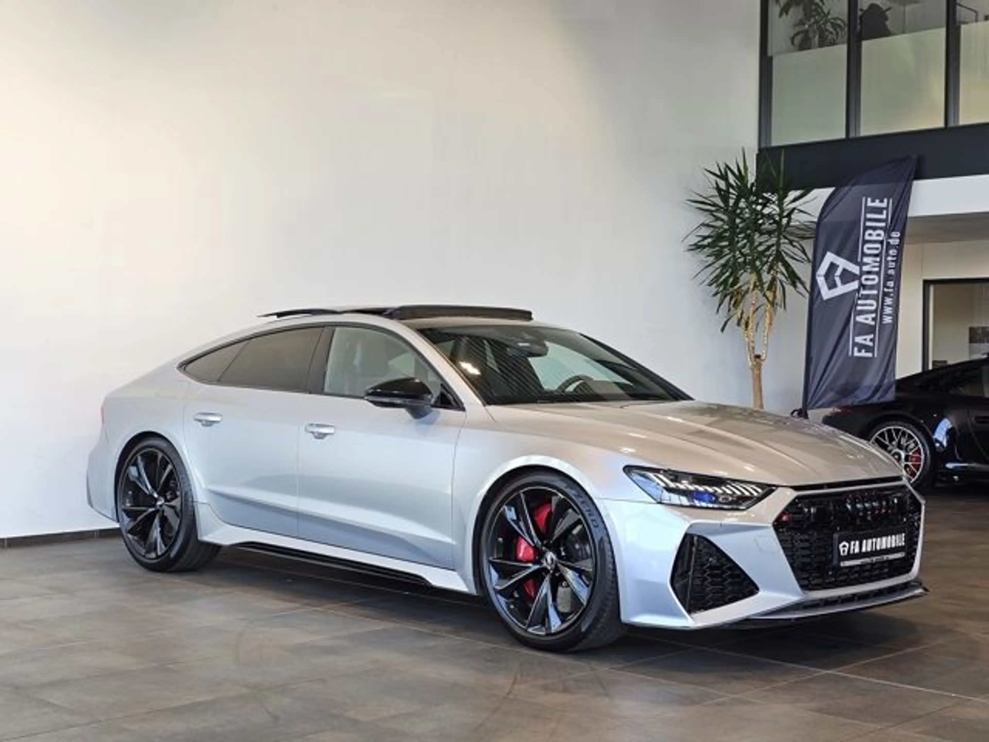 Audi RS7 Black Edi.Pano Keramik Softclose Hud B&O 22" — photo 4