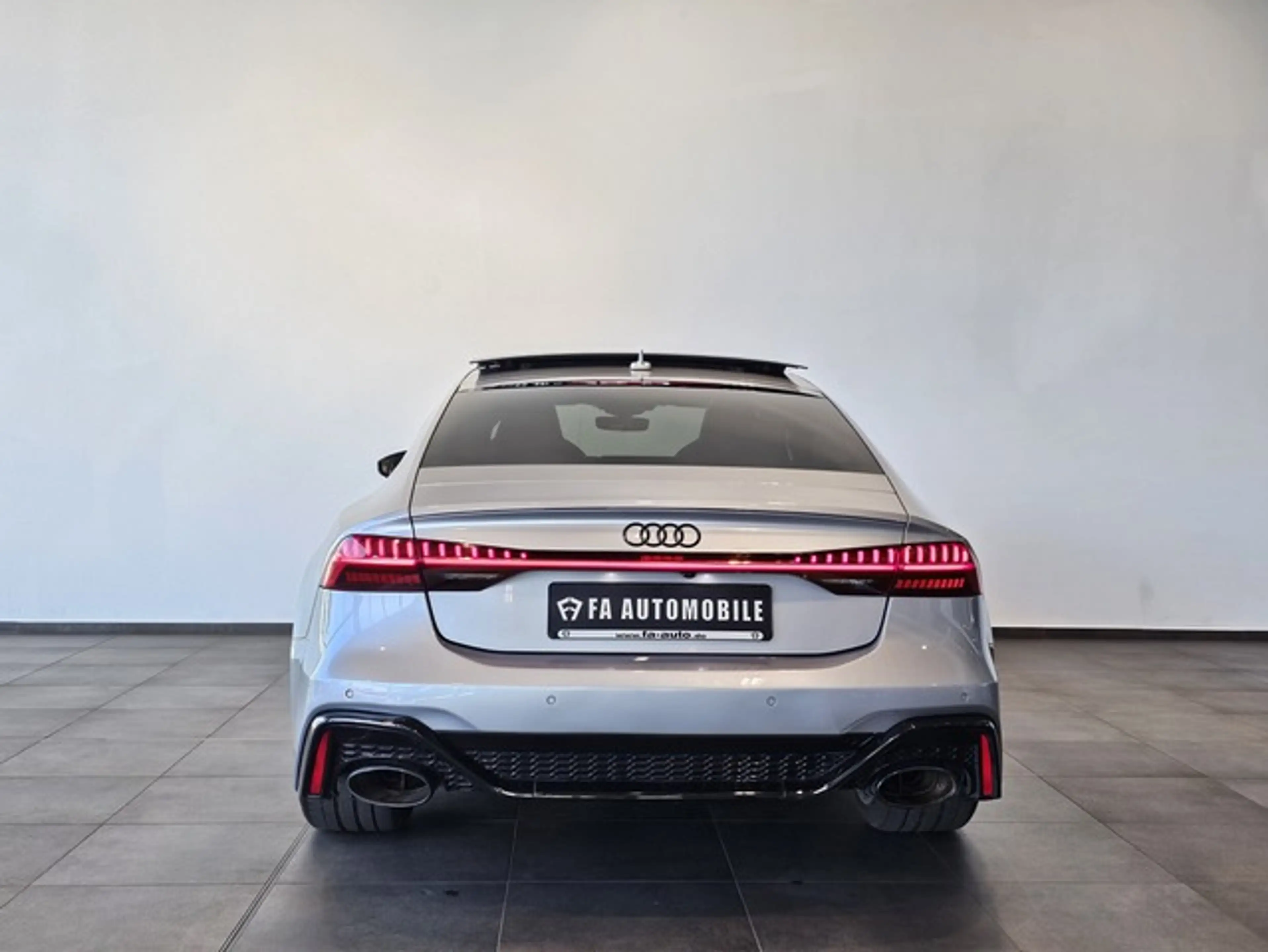 Audi RS7 Black Edi.Pano Keramik Softclose Hud B&O 22" — photo 11