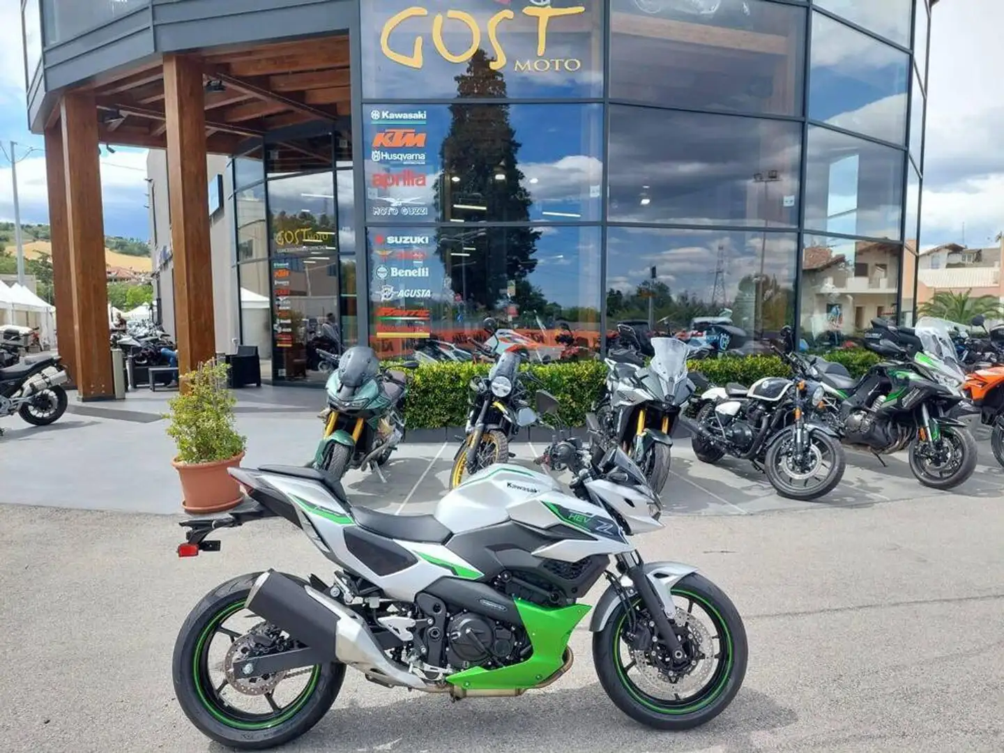 Kawasaki Z7 Hybrid FL76131 - 1