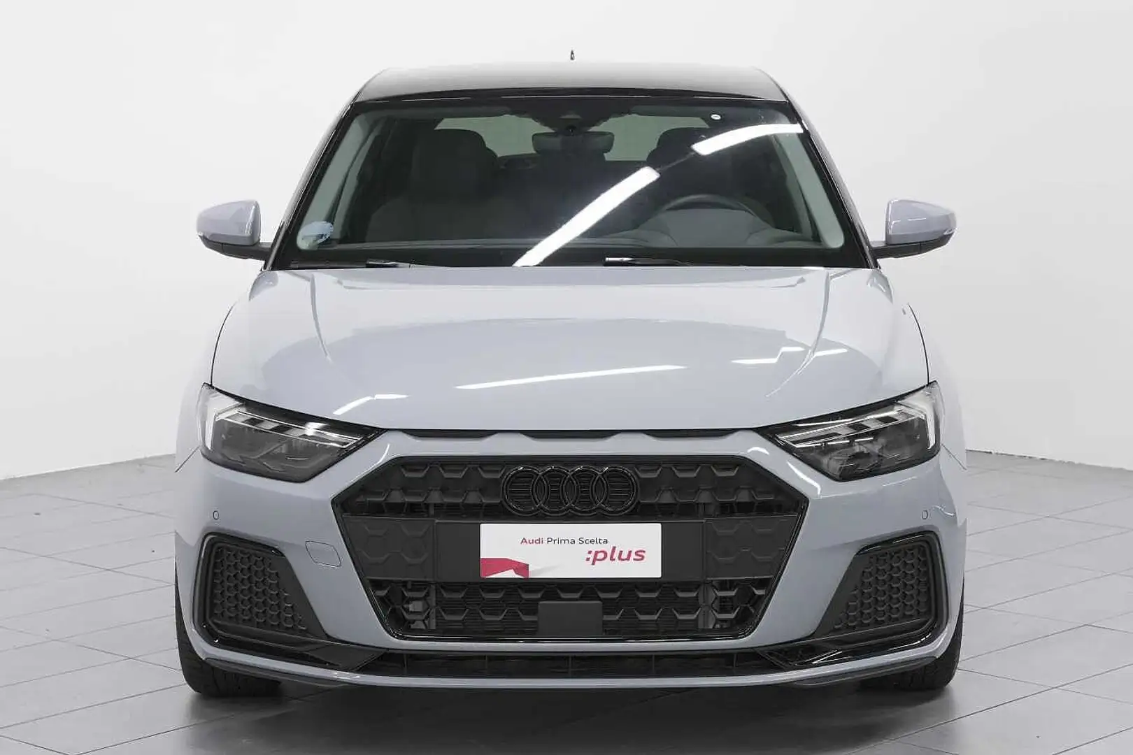 Audi A1 Sportback 1.0 TFSI Stronic Advanced Grigio - 2