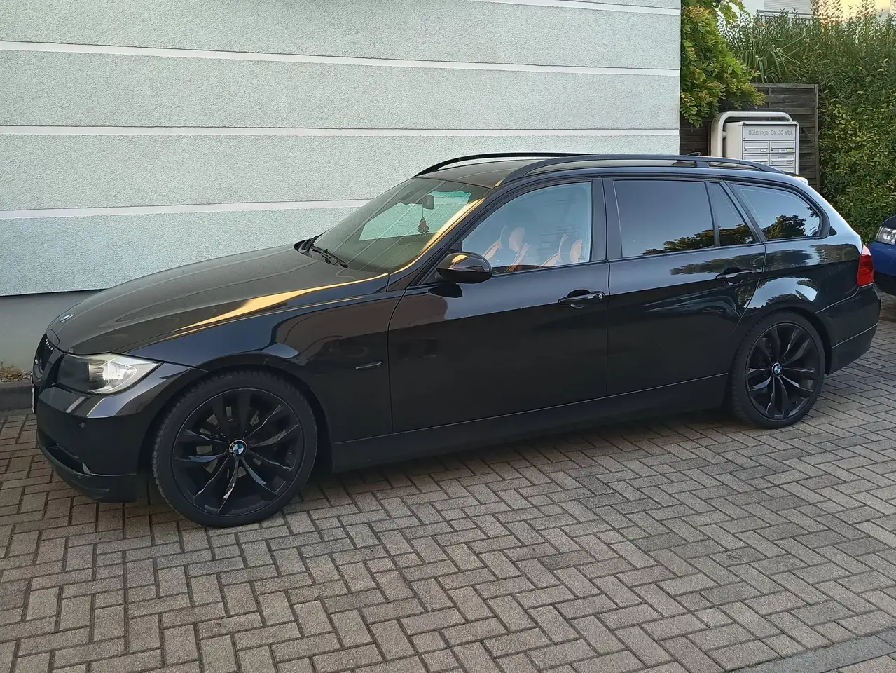 BMW 320d DPF Touring, foto 2