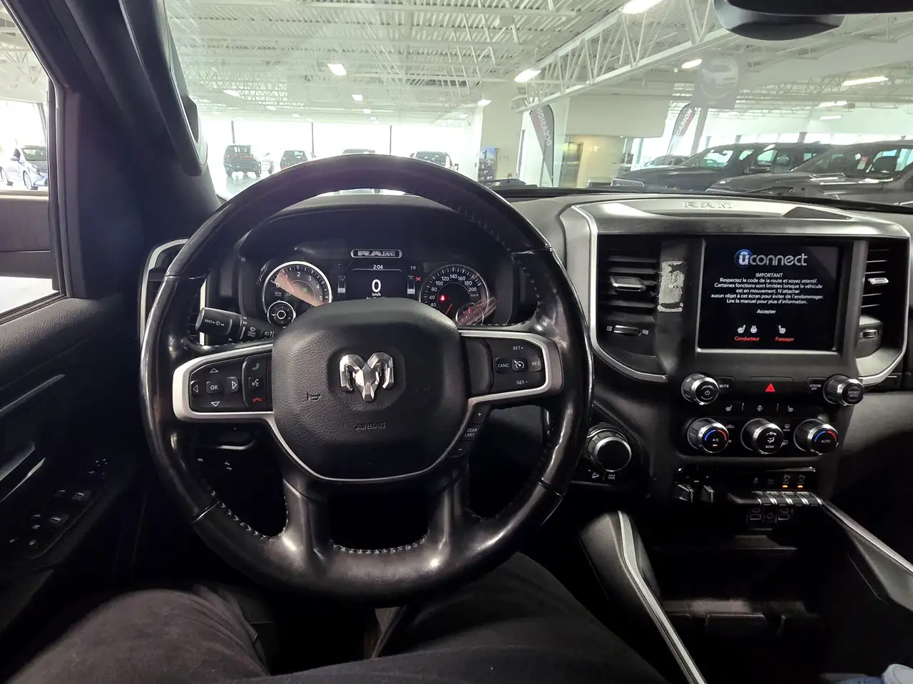RAM 1500 снимка RAM 1500