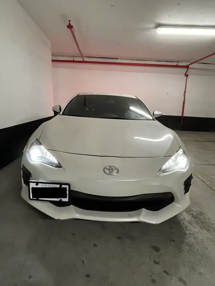 Toyota 86 снимка Toyota 86