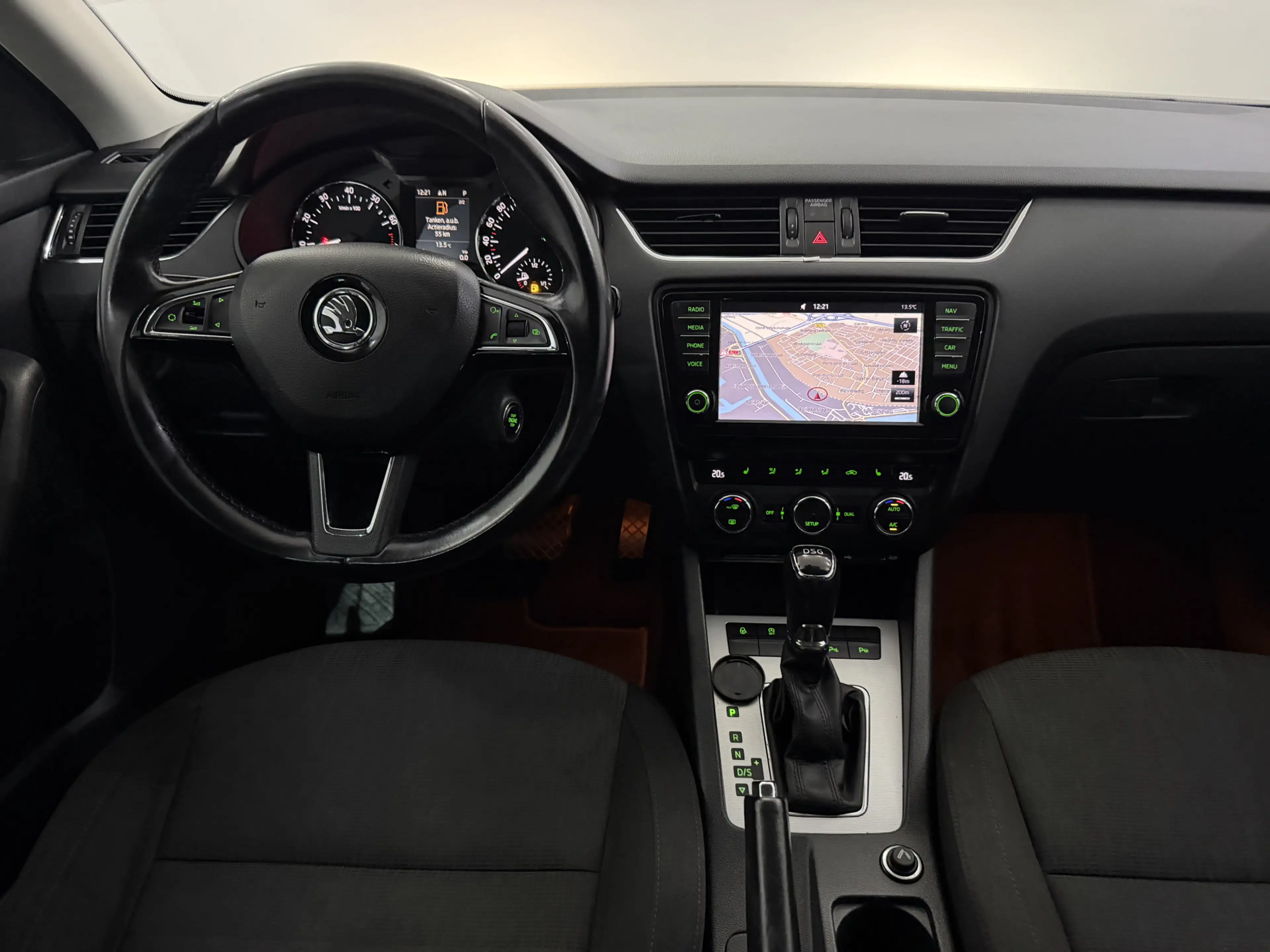 Skoda Octavia 1.8 TSI Greentech Elegance Clima, Navi, Parkeersen — photo 11